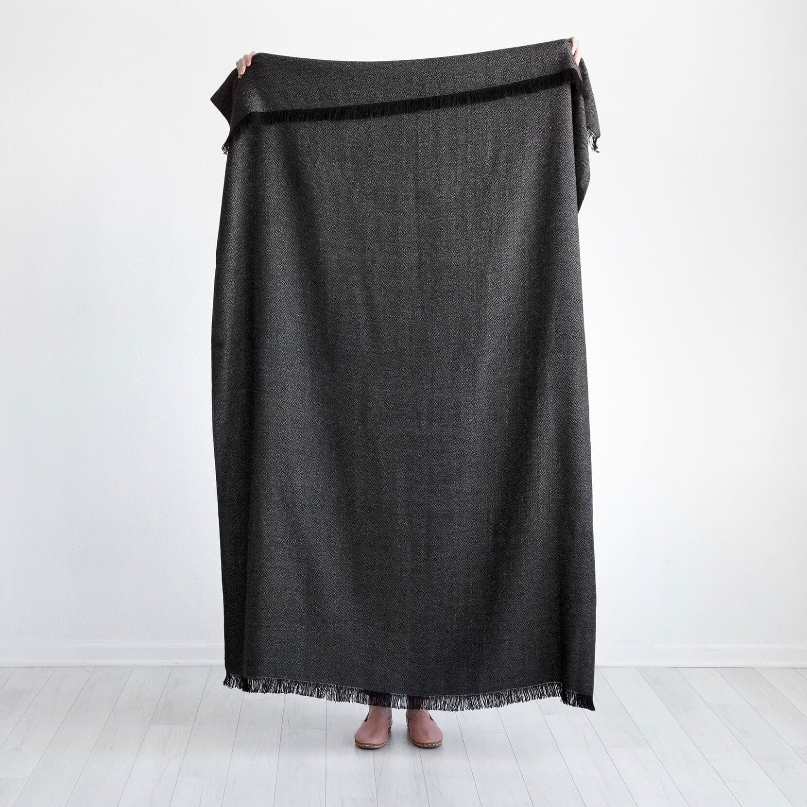 Soft & Cozy Alpaca Wool Throw Blanket - Luxurious Handwoven 100% Baby Alpaca - Perfect for Couch, Bed & Winter Warmth - Elegant Home Decor Gift