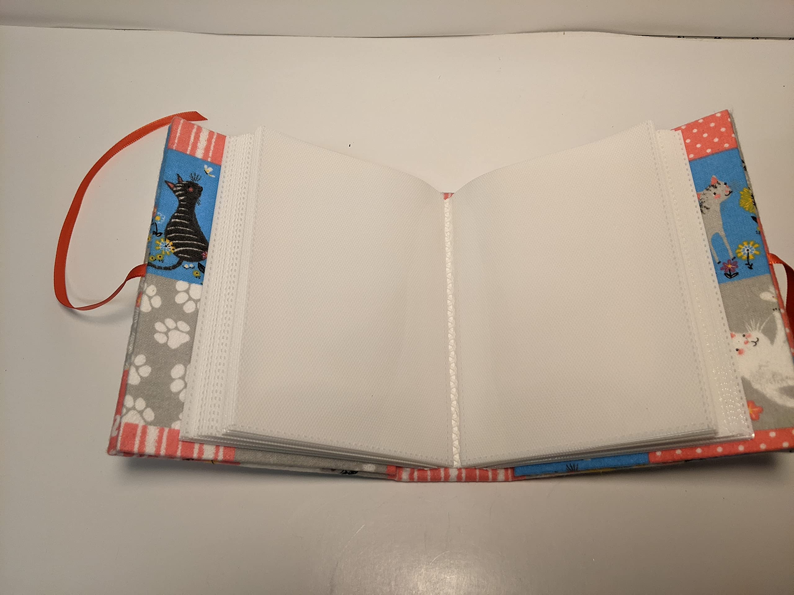 Handmade Custom Fabric Photo Album for Cats & Kittens - Holds 100 4x6 Photos - Perfect for Pet Memories, Baby Photos & Wedding Keepsakes