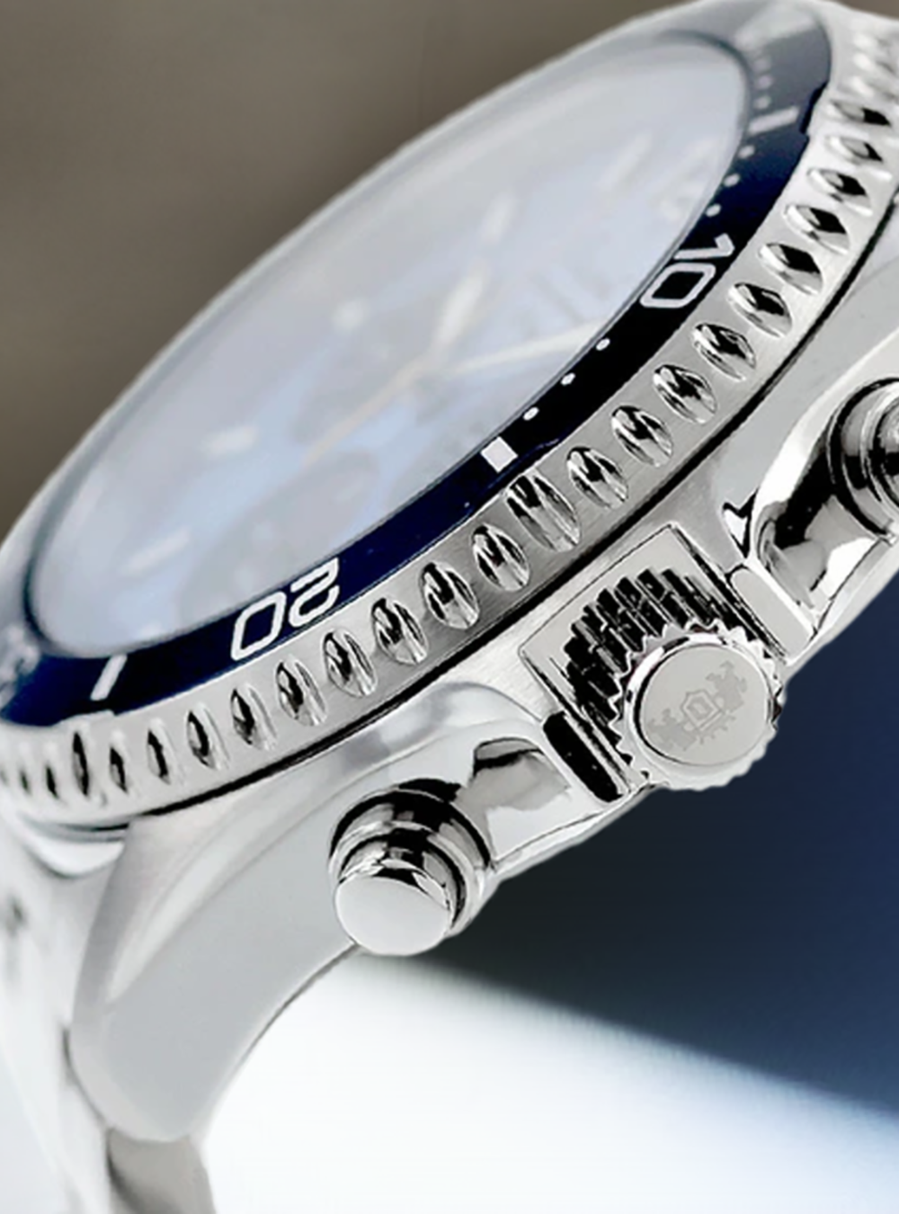 ORIENT MAKO Solar-Powered 75th Anniversary Watch RN TX0210L - Limited Edition Japanese-Made JDM Diver's Watch | Perfect for Scuba Diving, Water Sports & Luxury Collectors