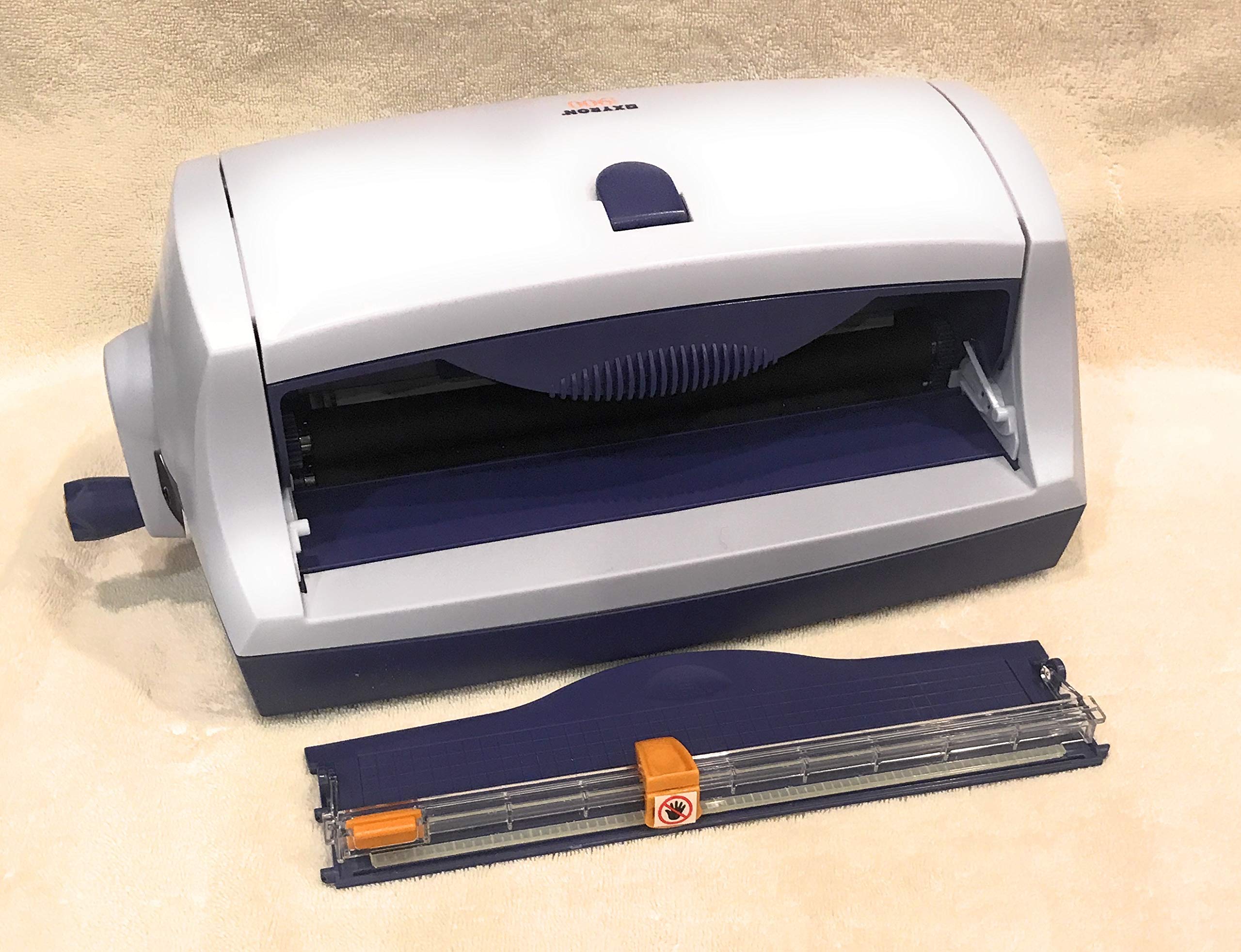 Xyron 900 Creative Station - Sticker, Laminate, Magnet & Label Maker Machine for DIY Crafts, Scrapbooking & Home Organization (1 Pack) | Perfect for Card Making, Photo Projects & School Supplies | SKU# 633674MA