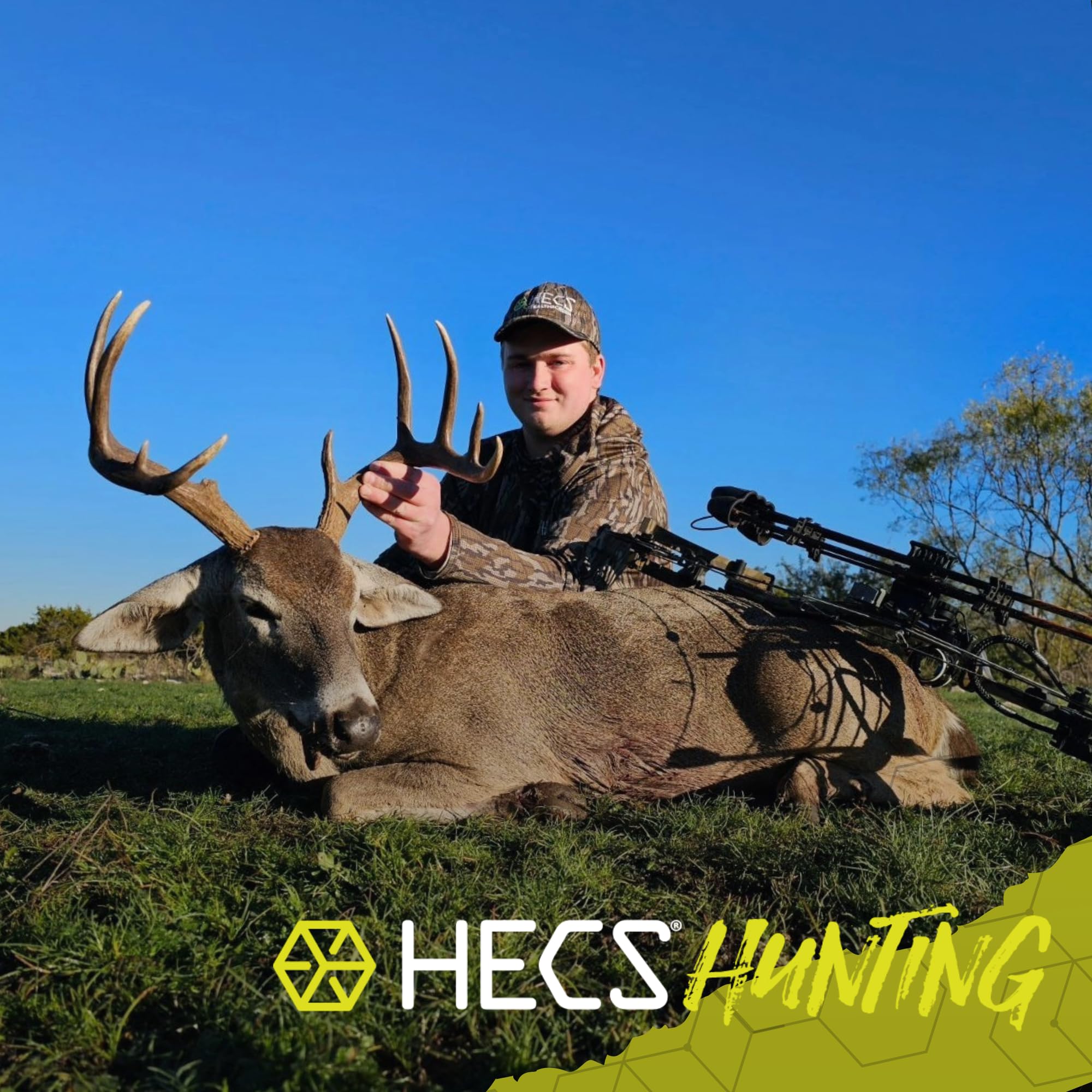 HECS Stealth Screen Hunting Hoodie with Face Mask - Camouflage Apparel for Deer, Turkey & Big Game Hunting - Unisex Outdoor Gear for Concealment & Stealth Hunting
