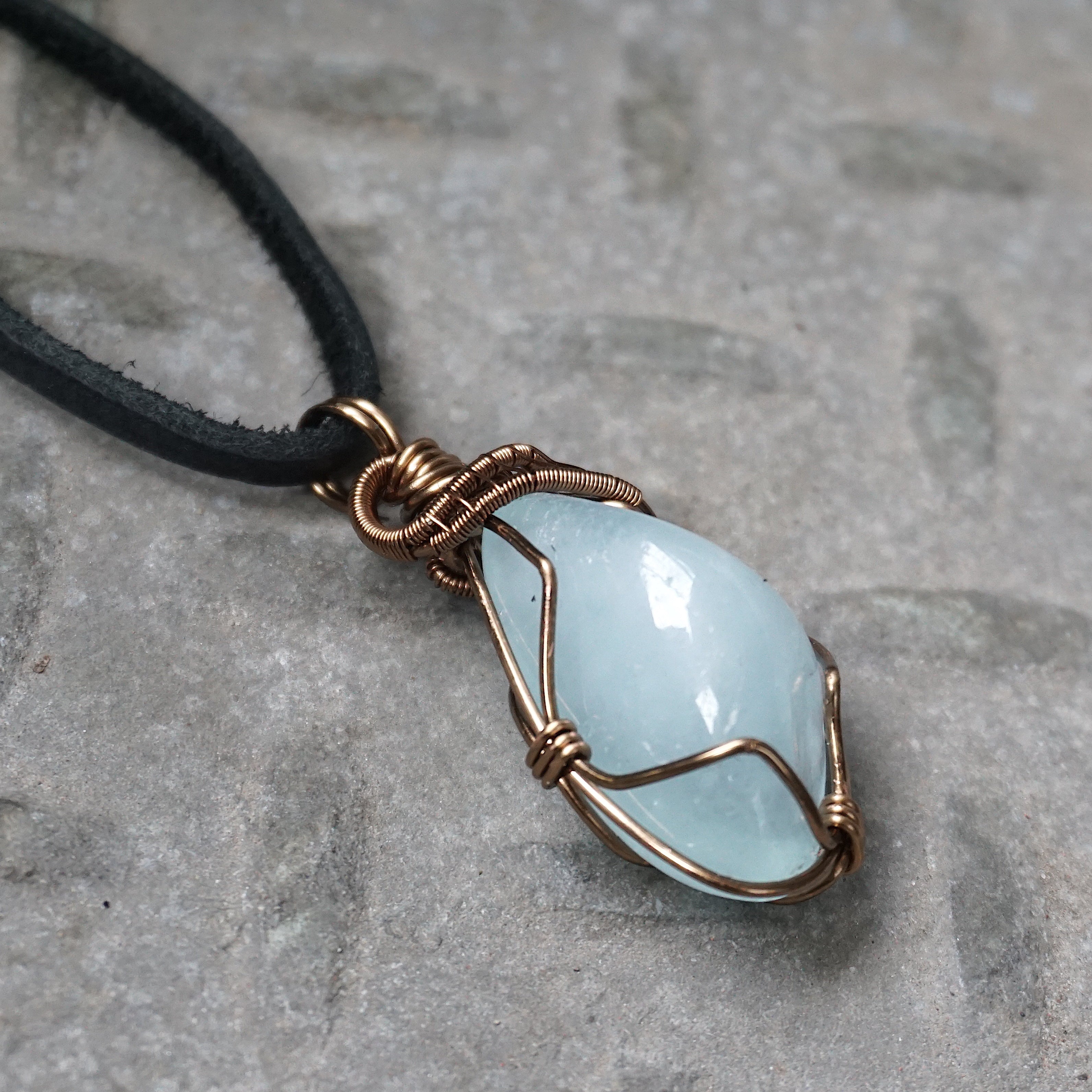 Vintage Raw Aquamarine Pendant Necklace for Men - Antique Bronze Chain Jewelry - Perfect for Gifts, Weddings & Special Occasions