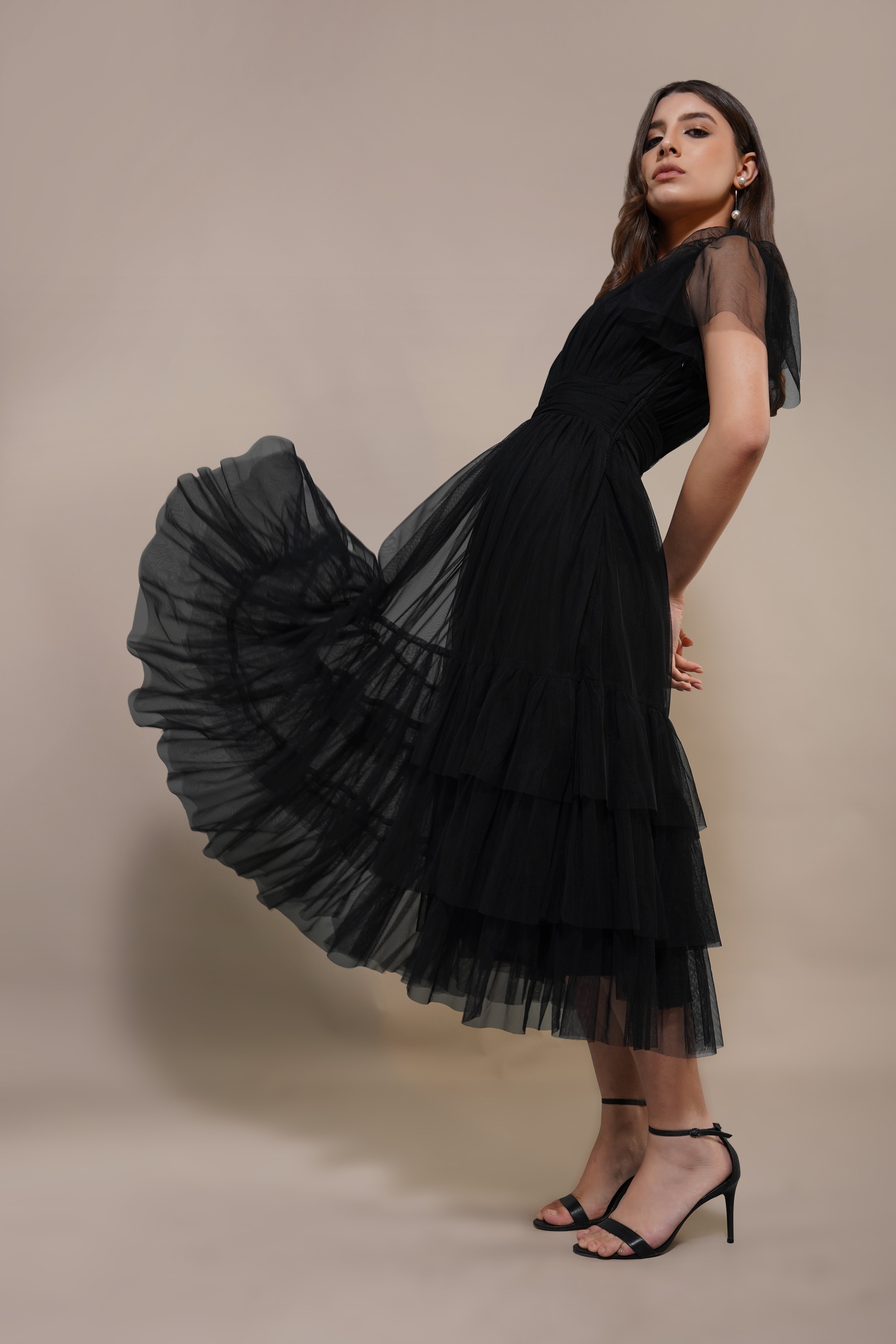 Elegant Madison Black Tulle Bridesmaid Midi Dress for Weddings, Parties & Formal Events - Flowy A-Line Skirt & Comfortable Fit