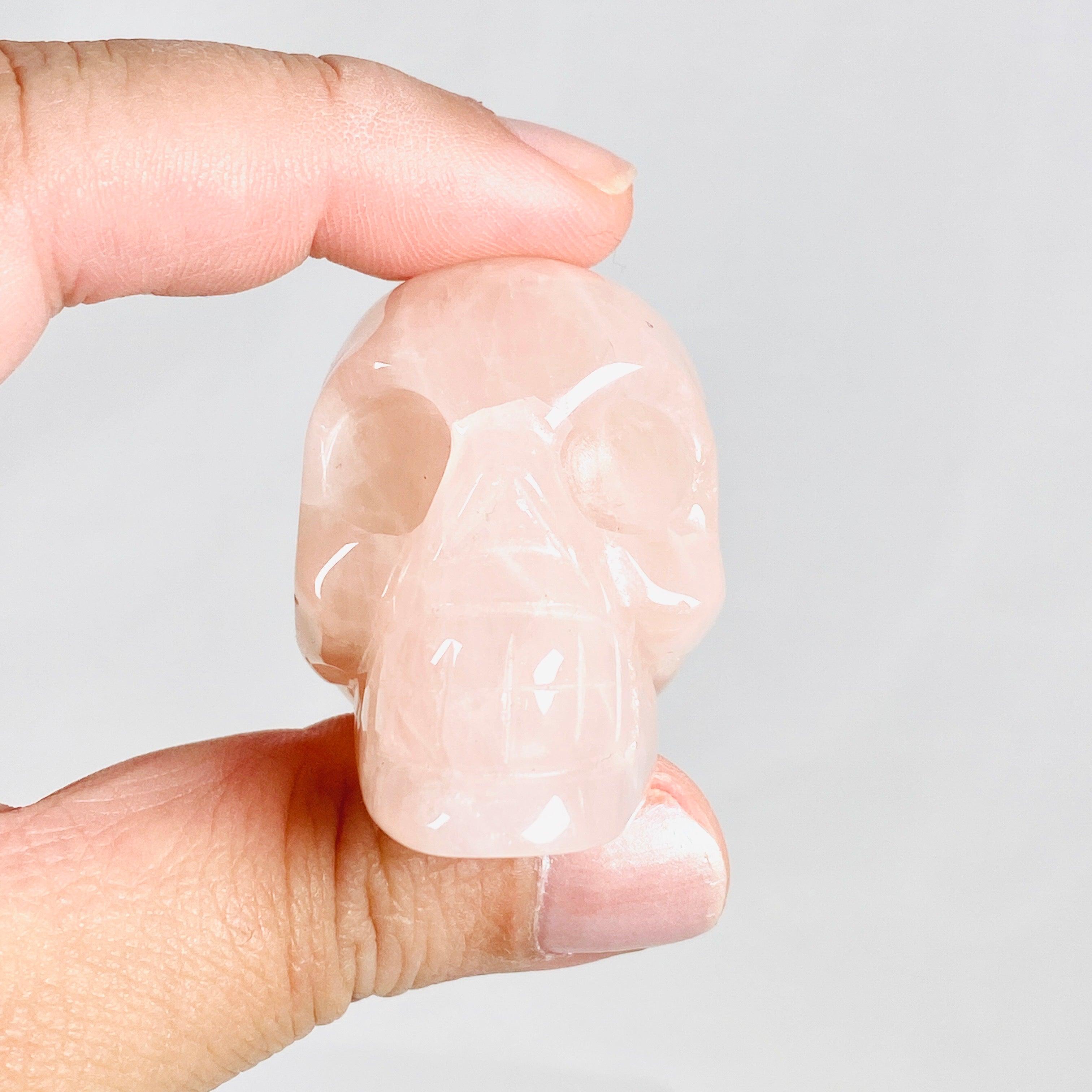 Rose Quartz Skull RQSK 01 - Natural Healing Crystal for Meditation, Stress Relief & Home Decor - Perfect for Yoga, Reiki & Spiritual Gifts
