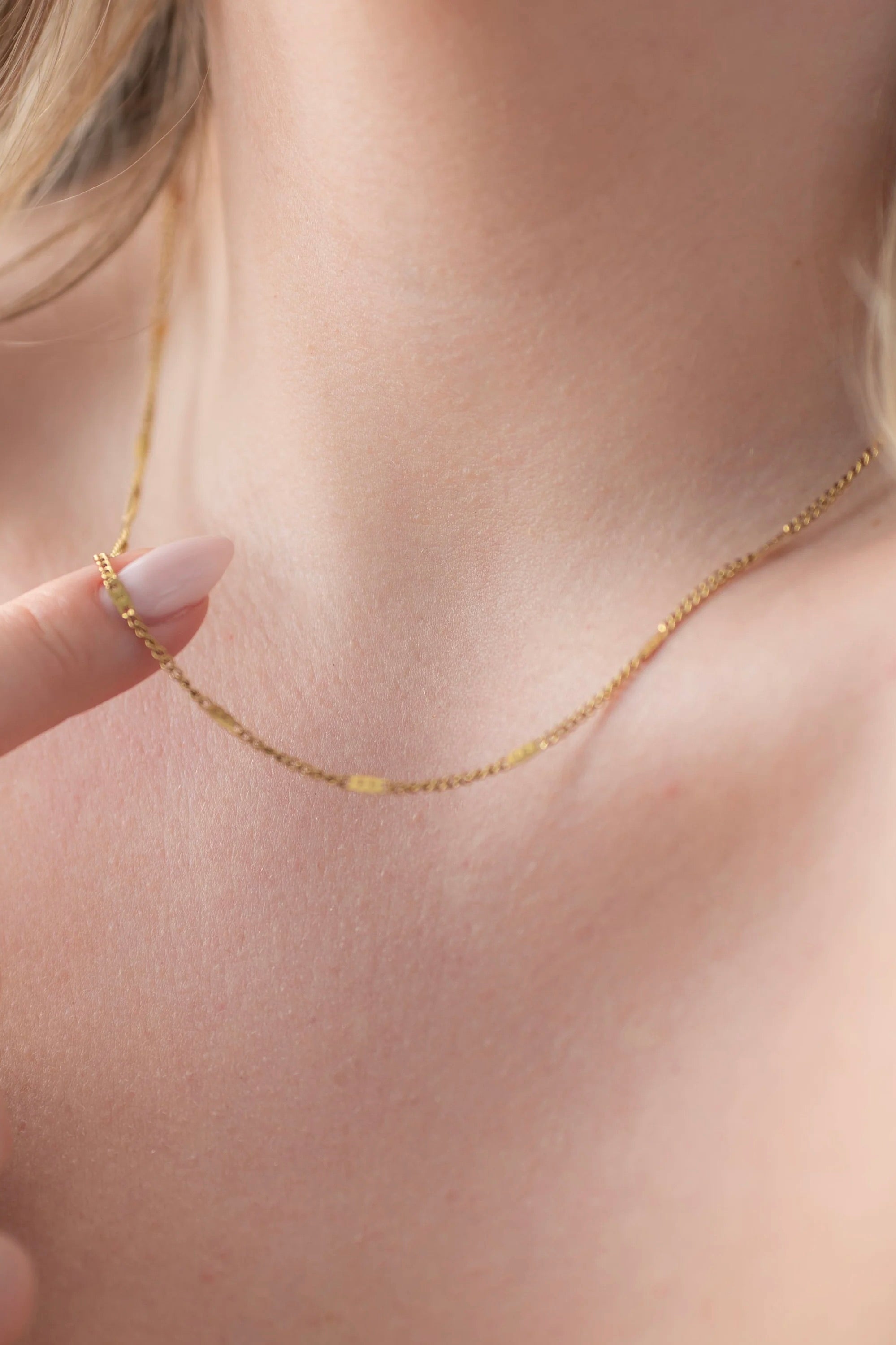 Elegant Filigree Gold Chain Necklace for Women - Delicate 14K Gold Plated Jewelry Gift for Birthday, Anniversary & Special Occasions | Perfect for Layering, Daily Wear & Evening Events