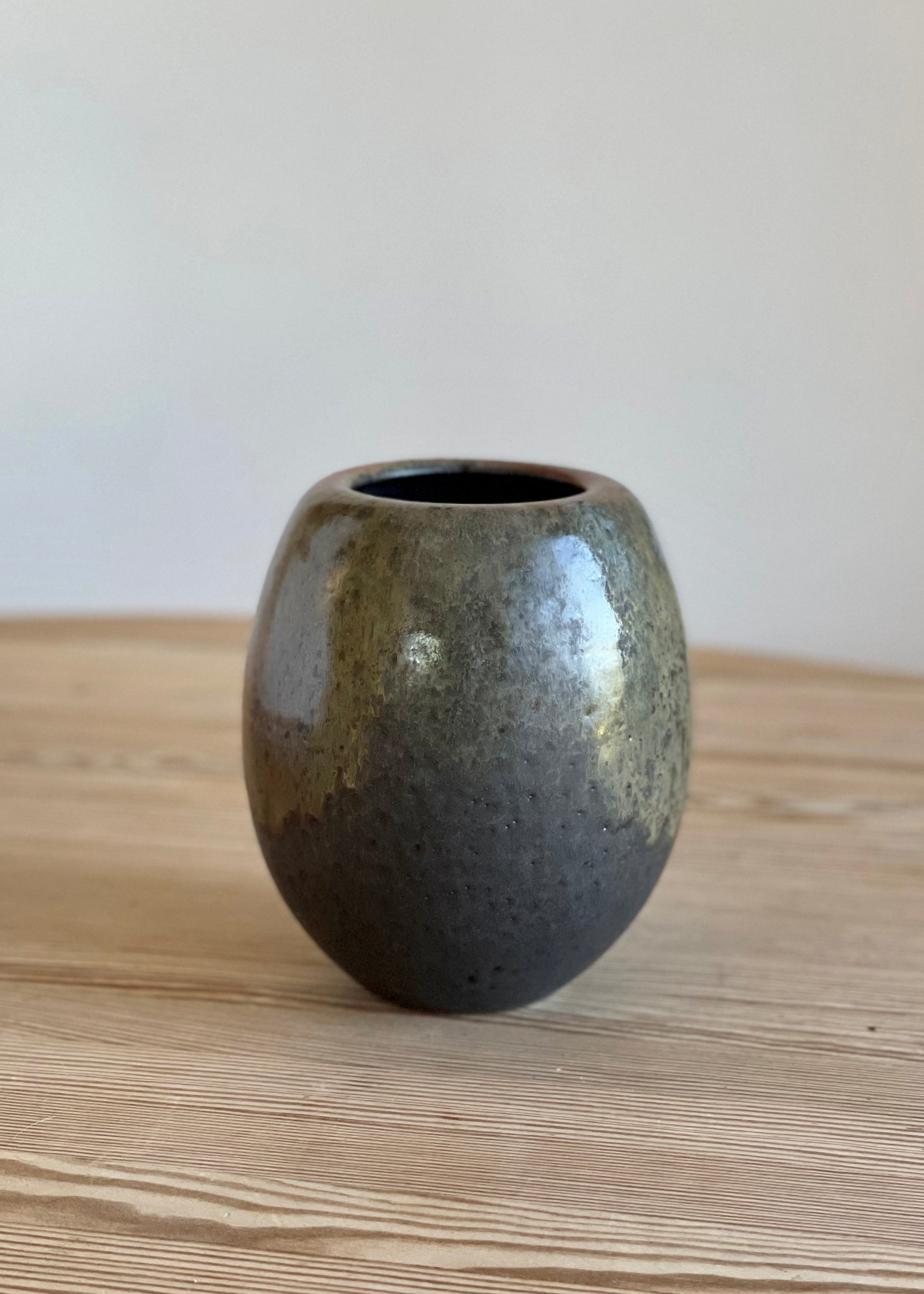 Aage Würtz Handmade Ceramic Vase - Scandinavian Modern Home Decor for Living Room, Dining Table & Wedding Centerpiece