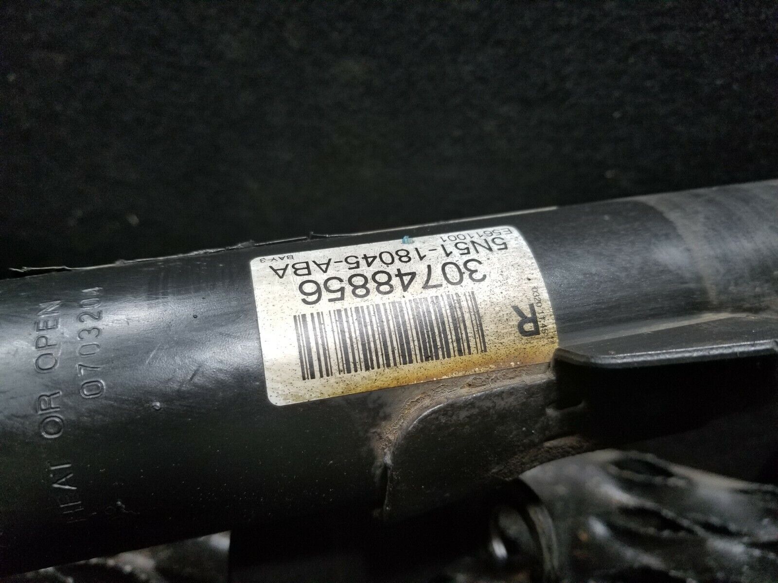 2005-2007 Volvo S40 2.4L Front Right Shock Strut Absorber - OEM Replacement Part - Perfect for Smooth Ride & Improved Handling