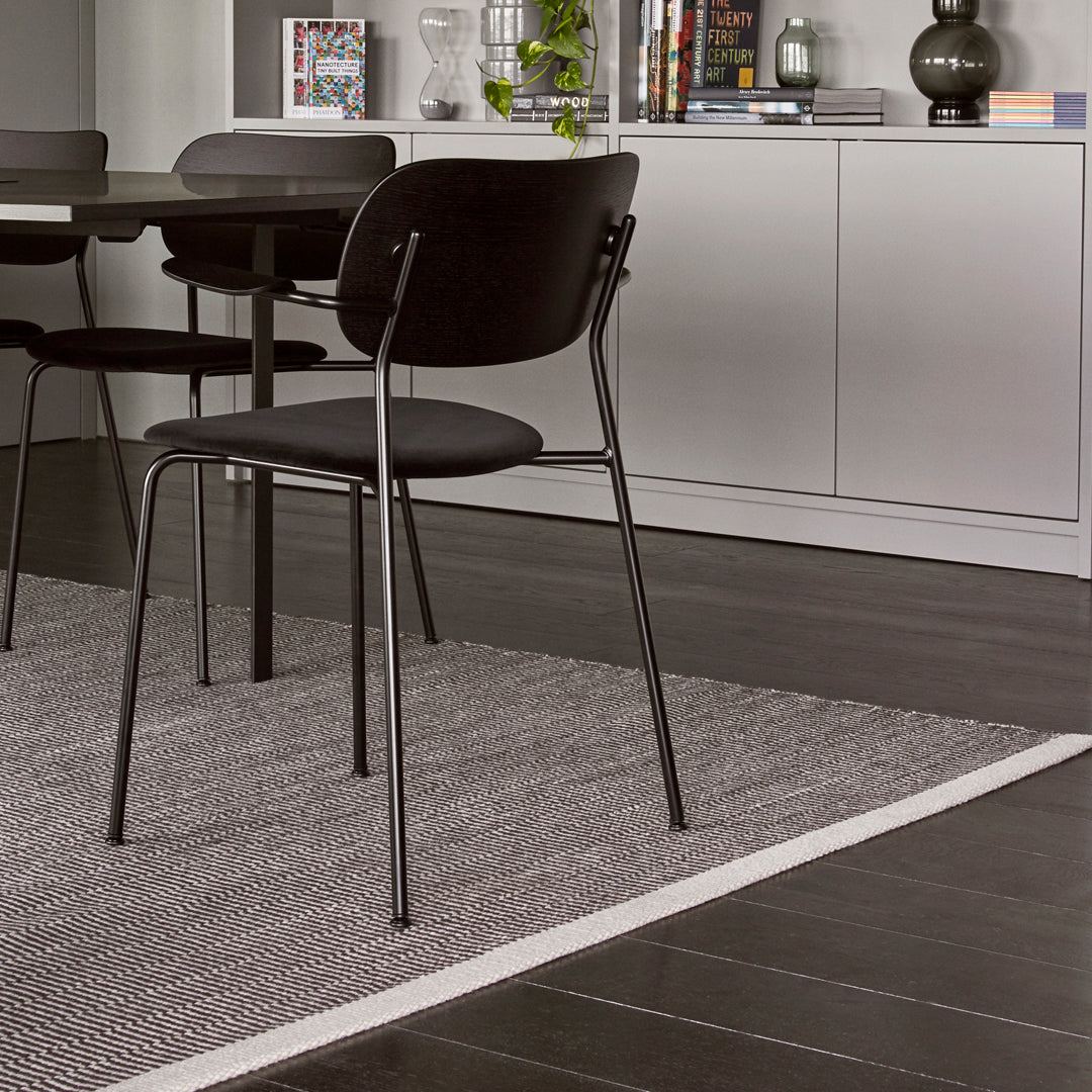 Modern Wooden Dining Chairs with Armrests & Upholstered Seats - Comfortable Kitchen, Dining Room, and Breakfast Nook Furniture for Home Decor