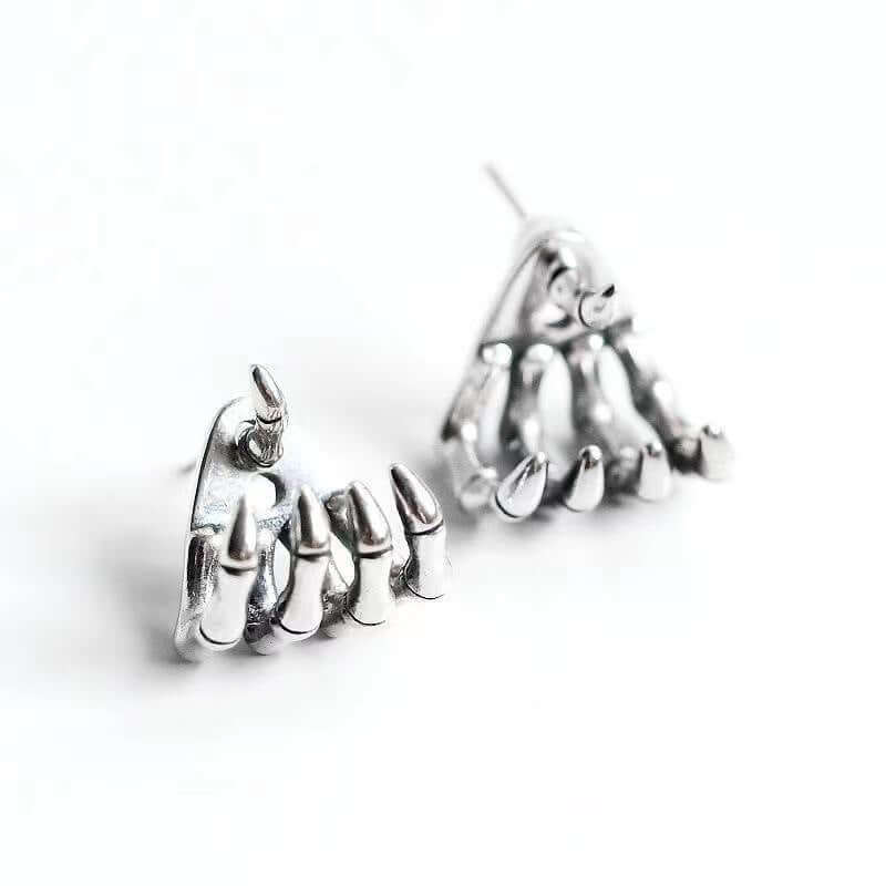 Grunge Punk Skeleton Claw Hand Stud Earrings for Women | Gothic Jewelry FU4014 | Perfect for Halloween, Rock Concerts & Alternative Fashion