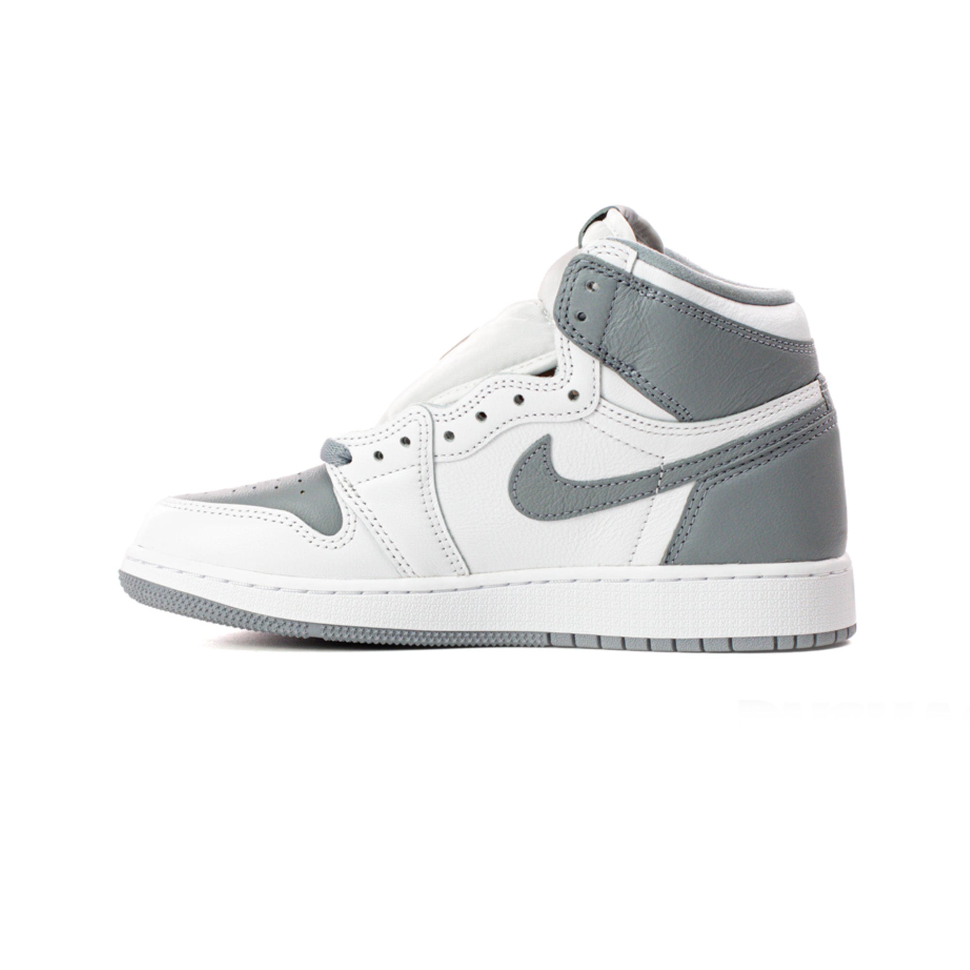 Air Jordan 1 High OG 'Stealth' GS Sneakers (2022) - Retro Basketball Shoes for Women & Girls - Perfect for Streetwear, Casual Outfits & Sneaker Collection