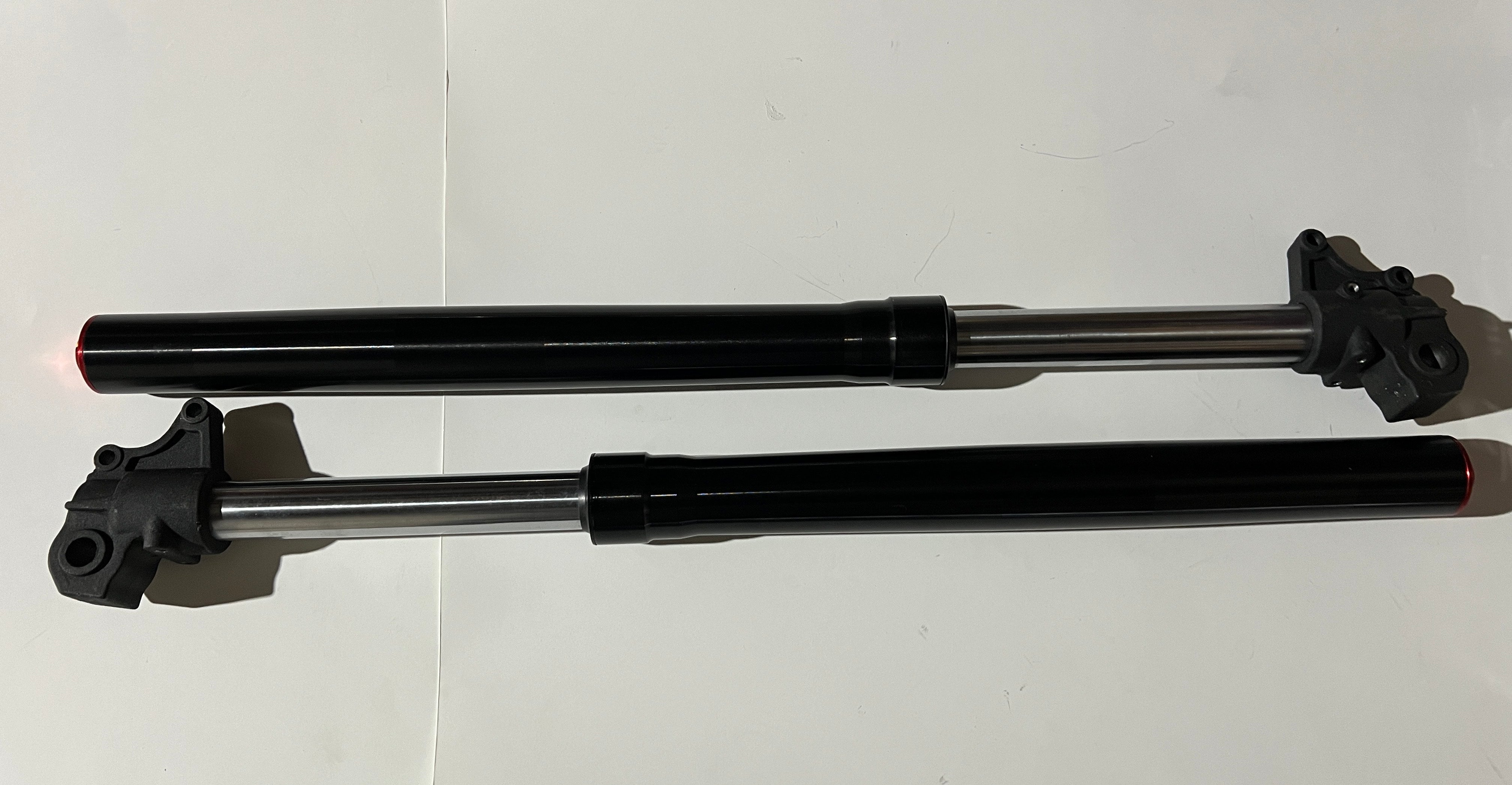 X18 50cc GY6 Motorcycle Front Forks (07010100 / 07010101) - Replacement Parts for Scooter & ATV Repair & Maintenance