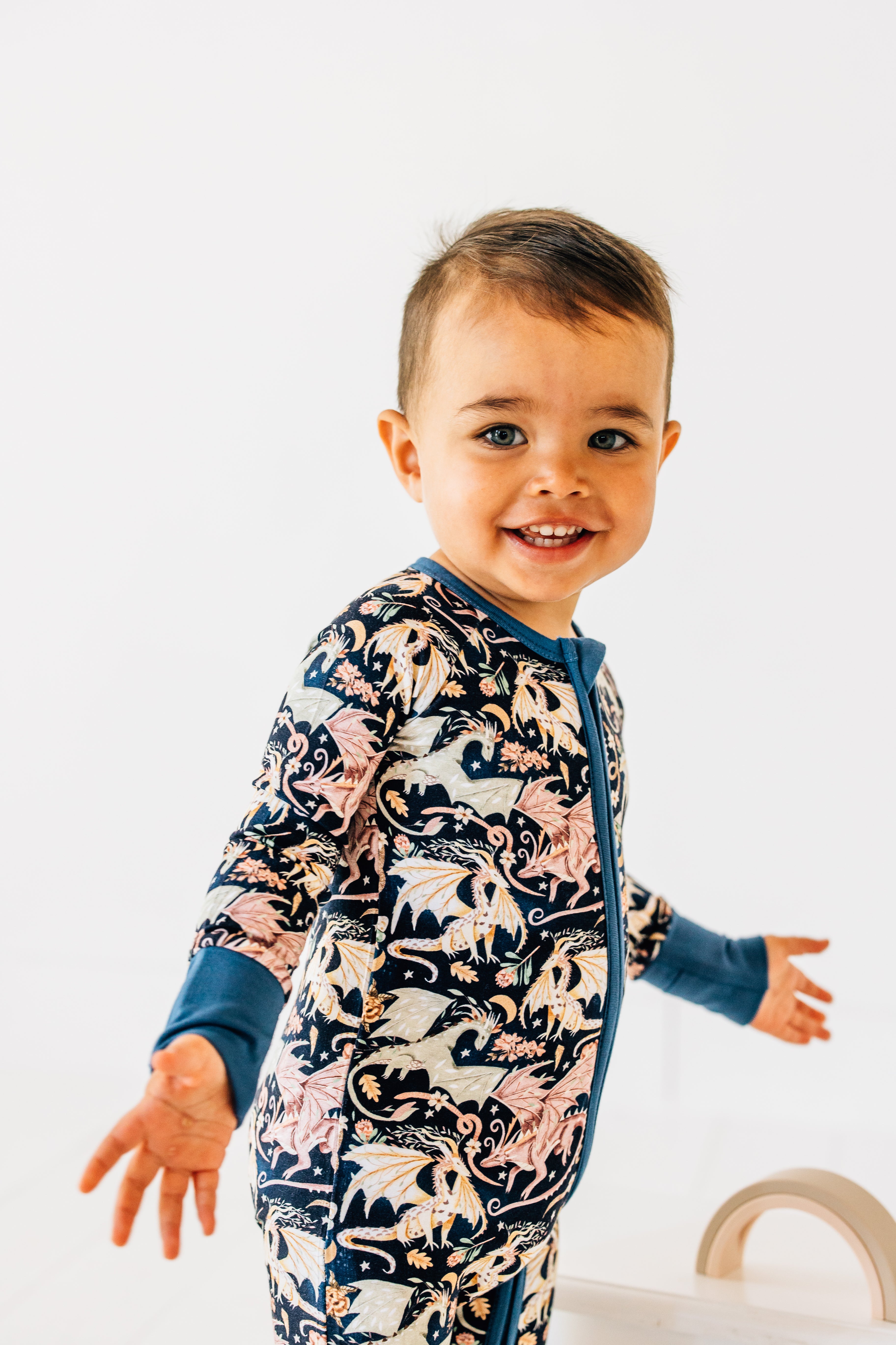 Cute Dragon Zip Romper for Baby Boys & Girls - Soft & Comfortable One-Piece Outfit - Perfect for Playdates, Parties & Photo Shoots
