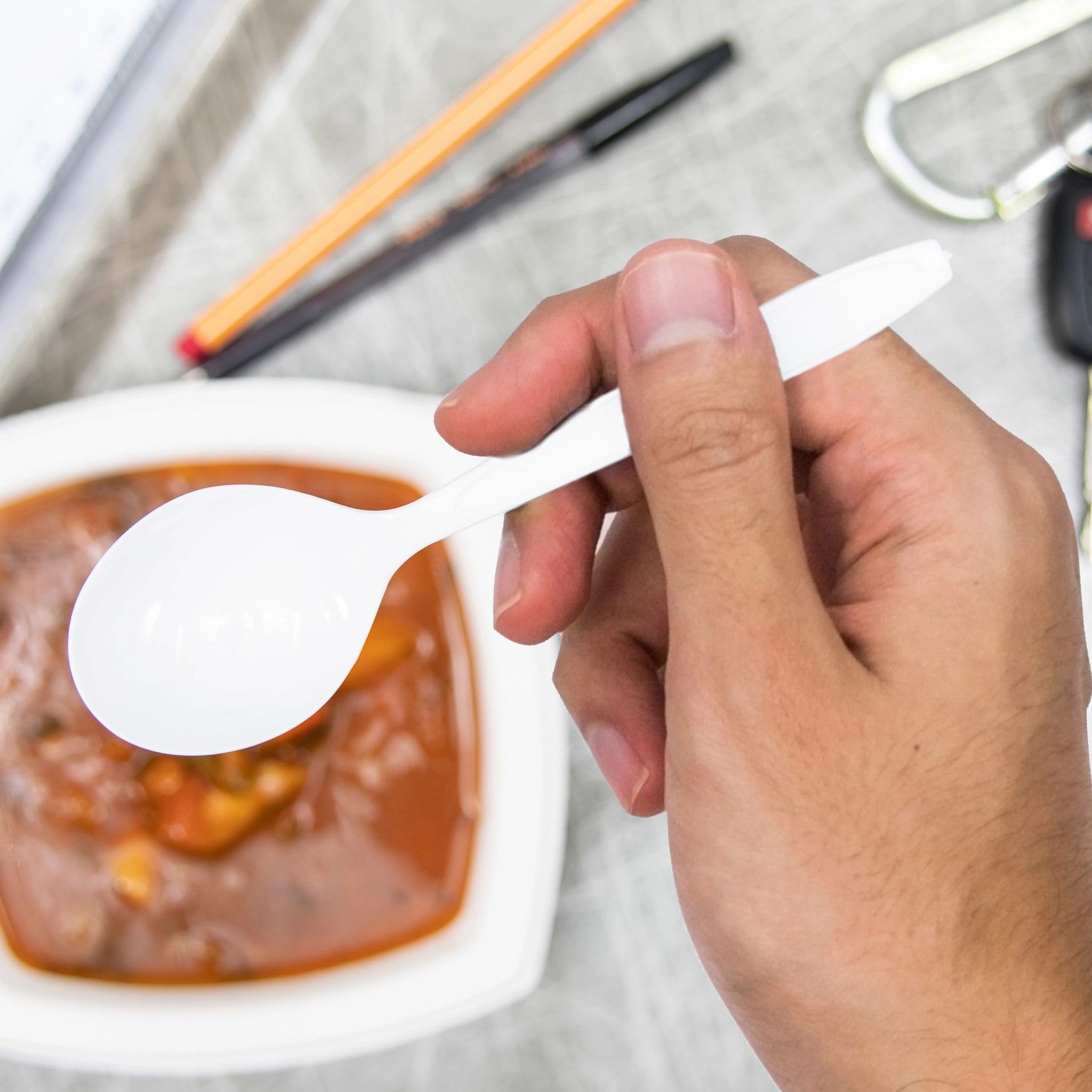 Bulk Pack of 1000 Solo RSWS-0007 Medium Weight White PS Soup Spoons - Durable Disposable Plastic Spoons for Restaurants, Catering, Parties & Food Service