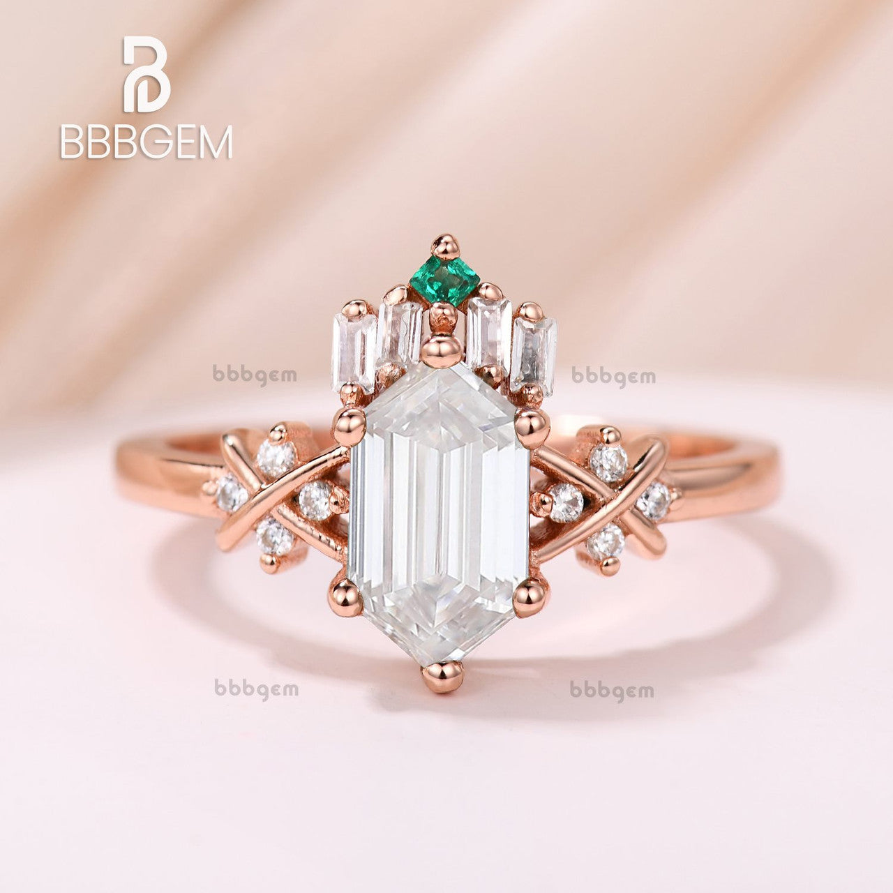 Hexagon Cut Moissanite & Emerald Engagement Ring Set in Rose Gold - Vintage Cluster Wedding Band for Women, Perfect for Proposals, Anniversaries & Bridal Jewelry
