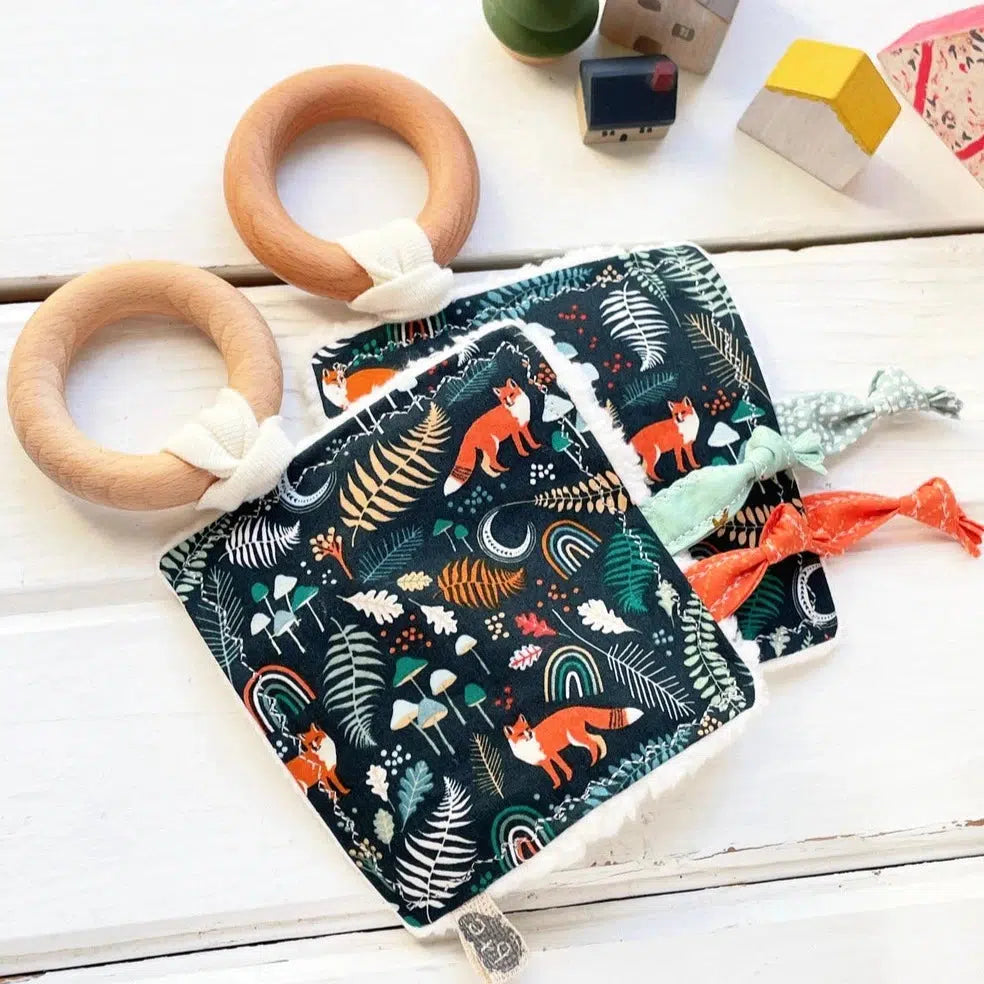 Handmade Soft Sensory Crinkle Toy - Fox & Rainbows Design | Cute Baby Teething Toy for Infants & Toddlers | Perfect for Sensory Play, Early Learning & Travel Entertainment