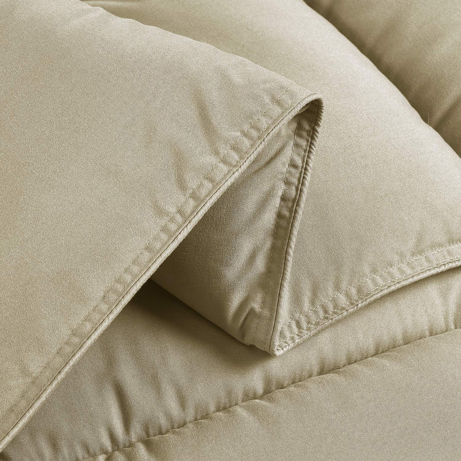 Premium 100% Cotton Oversized Queen Comforter - All Season 500 GSM Ultra Soft Fluffy Blanket with Corner Tabs & Box Stitching | Winter Warm Bedding Set Includes 2 Pillow Shams (Khaki) - Perfect for Cozy Nights, Guest Rooms & Luxury Hotel Style Bedrooms