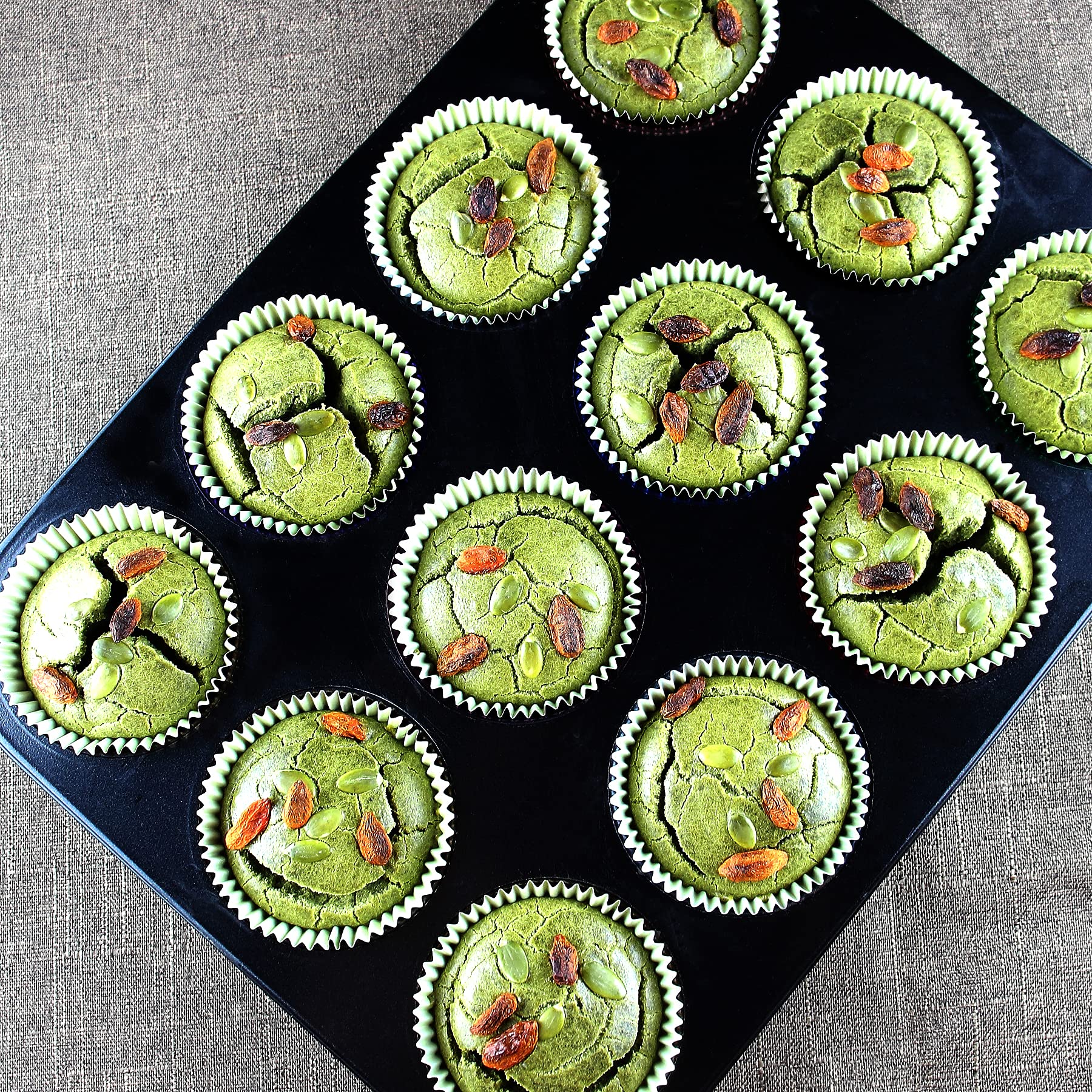 Premium Red Foil Cupcake Liners - 200 Pack Baking Cups for Muffins, Cupcakes & Party Desserts | Standard Size, Disposable & Greaseproof | Perfect for Birthday Parties, Baby Showers & Holiday Baking