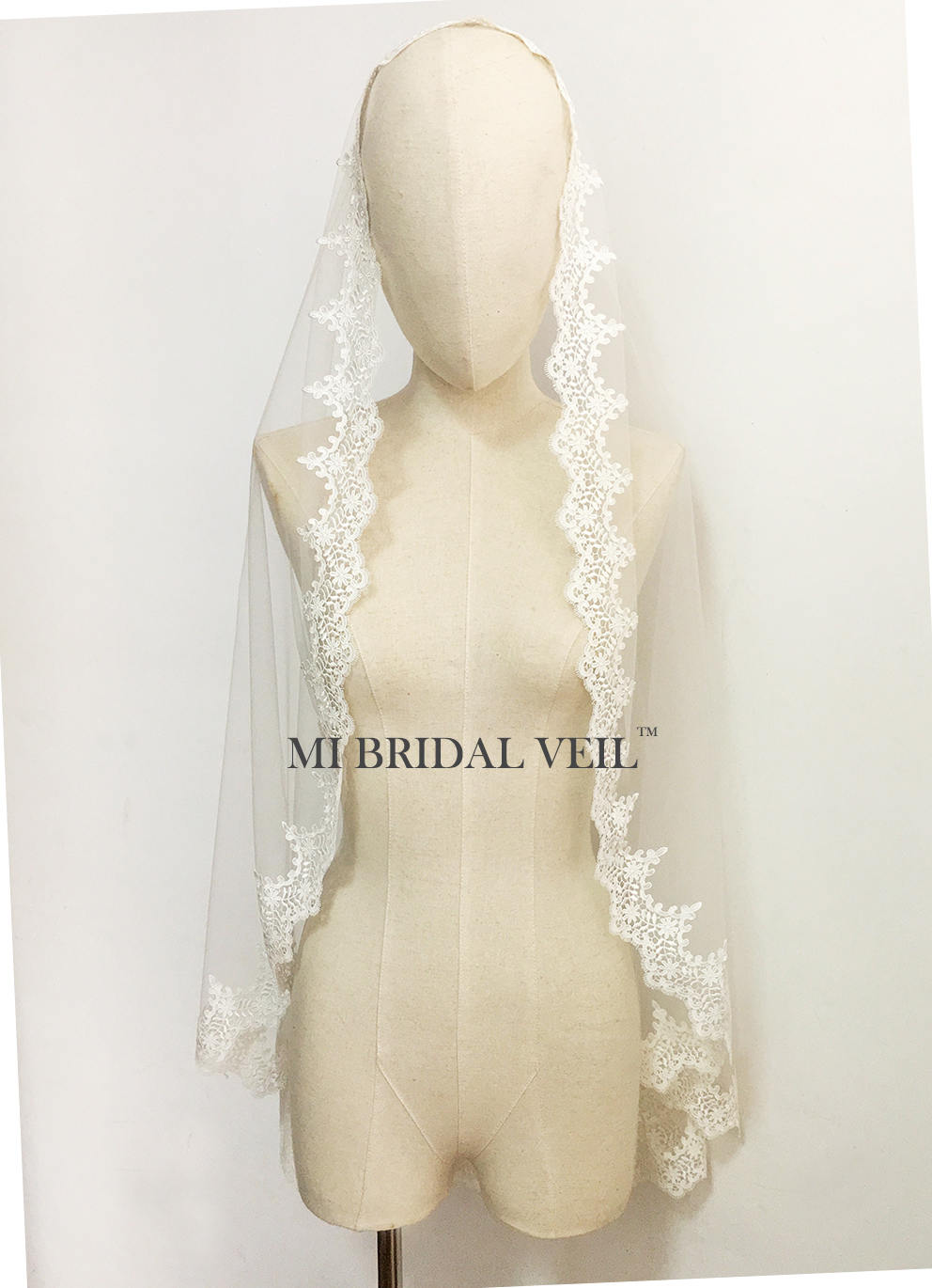 Elegant Mantilla Lace Wedding Veil with Venice Crochet & Rose Leaf Design - Perfect for Bridal Ceremonies, Church Weddings & Vintage Style Photos