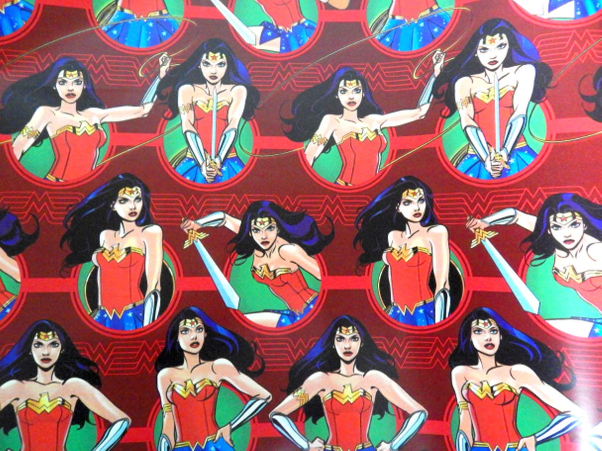 Wonder Woman Gift Wrapping Paper Roll - 70 Sq Ft Superhero Birthday Christmas Present Wrap for Parties, Gifts & Holiday Decorations