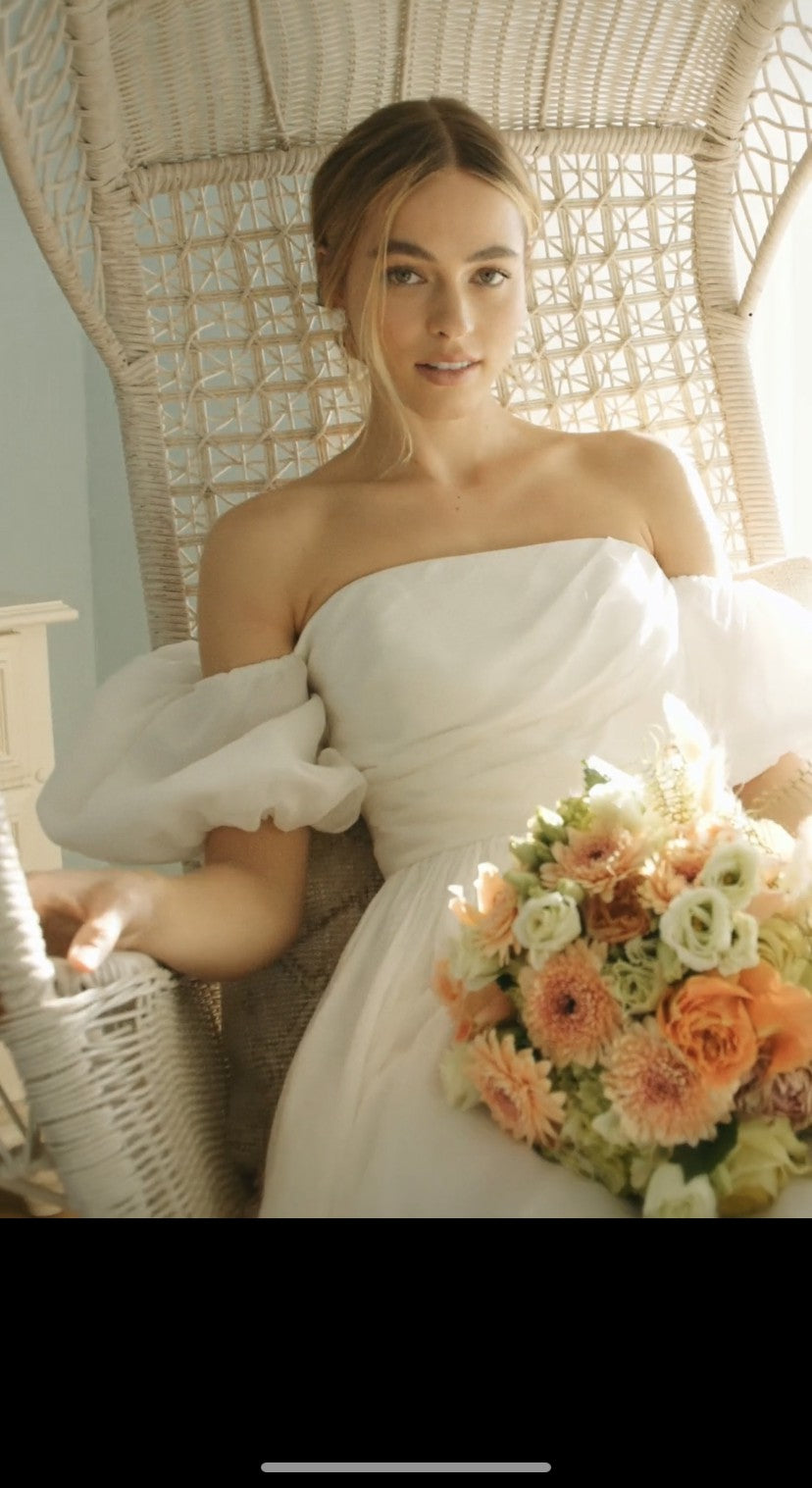 BHLDN Sachin & Babi Darcy Wedding Gown - Elegant Lace Bridal Dress for Bride, Perfect for Beach Weddings and Formal Ceremonies