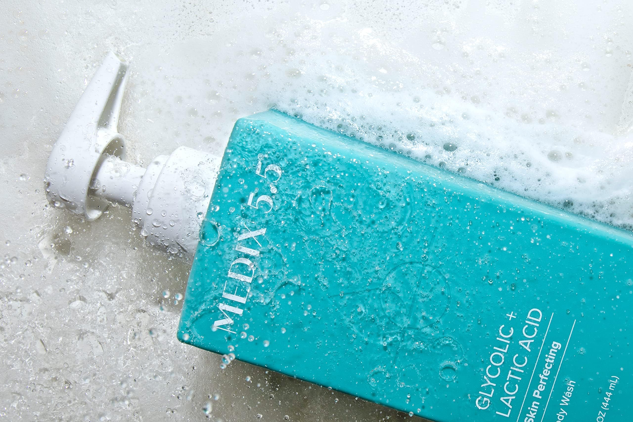 Medix 5.5% Glycolic Acid + Lactic Acid Exfoliating Body Wash for KP Bumps & Acne - AHA Foaming Cleanser for Keratosis Pilaris, Anti-Aging & Smooth Skin - Face & Body Wash for Dry, Rough Skin - 15 Fl Oz | Perfect for Daily Exfoliation & Improving Skin Texture