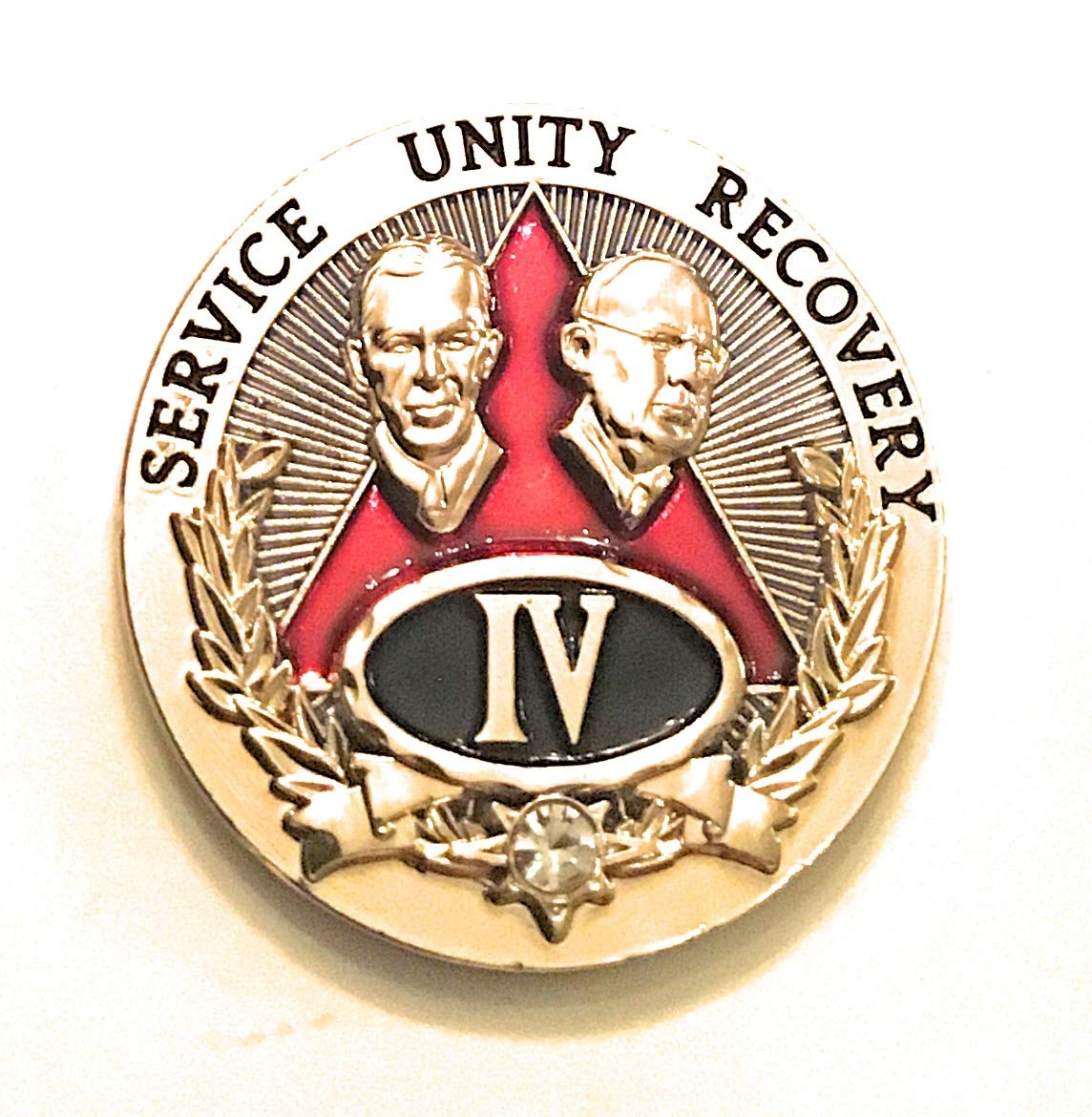 4 Year AA Medallion - Alcoholics Anonymous Sobriety Chip with Red & Gold Design Featuring Bill & Bob - Recovery Token for Milestone Celebrations & Support Group Meetings