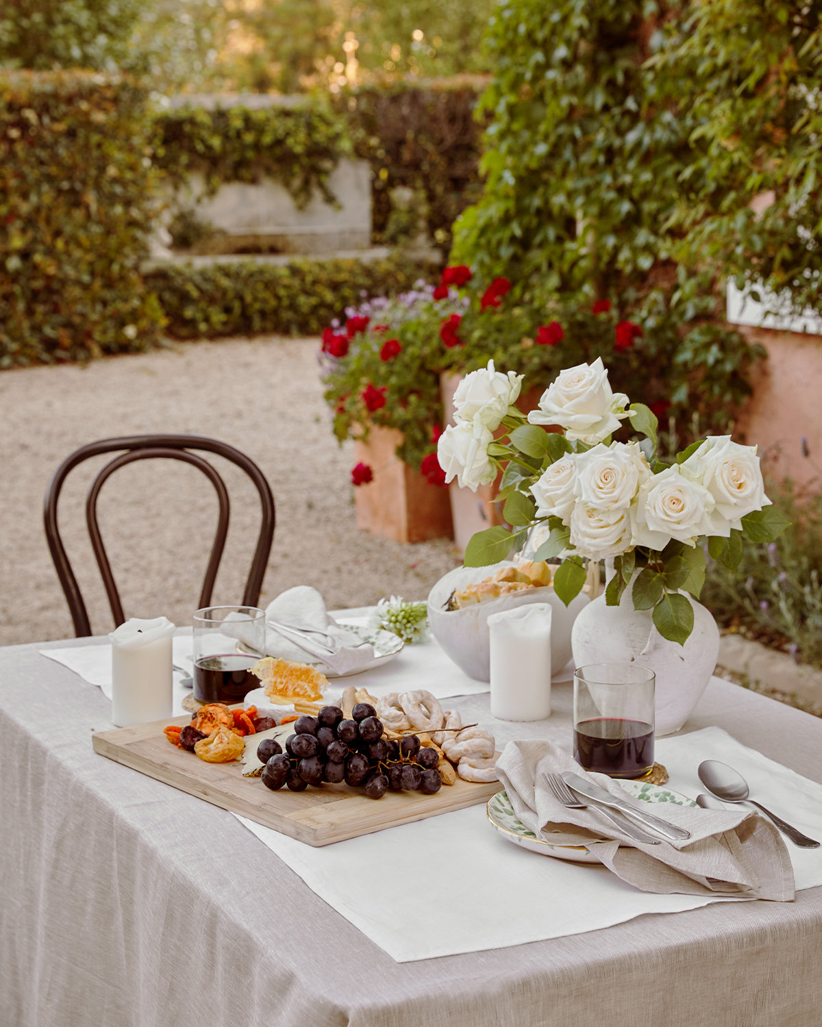 Premium White 100% French Flax Linen Placemats Set of 4 - Eco-Friendly Table Decor for Dining Room, Kitchen & Special Occasions