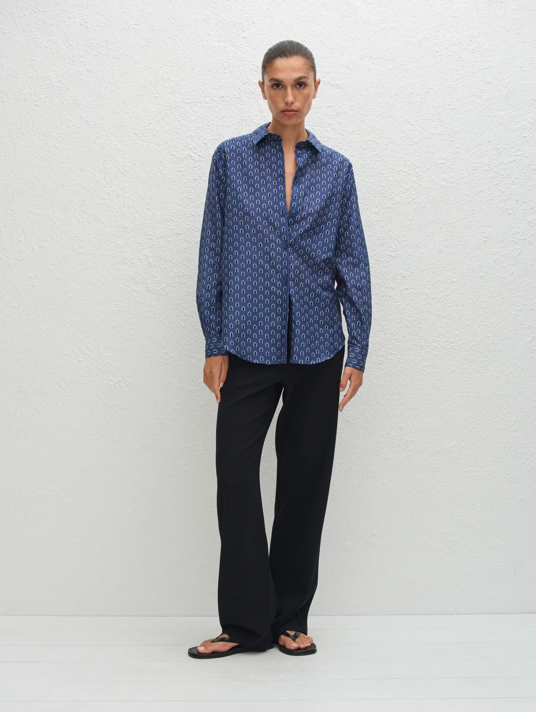 Classic Cassis Button-Down Shirt for Men & Women | Comfortable & Stylish Casual Wear for Office, Dating & Everyday Outfits