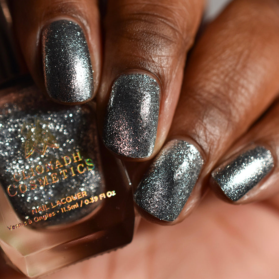 Broken Mirror Nail Polish - Metallic Chrome Nail Lacquer for Women - Long Lasting & High Shine - Perfect for Parties, Weddings & Special Occasions
