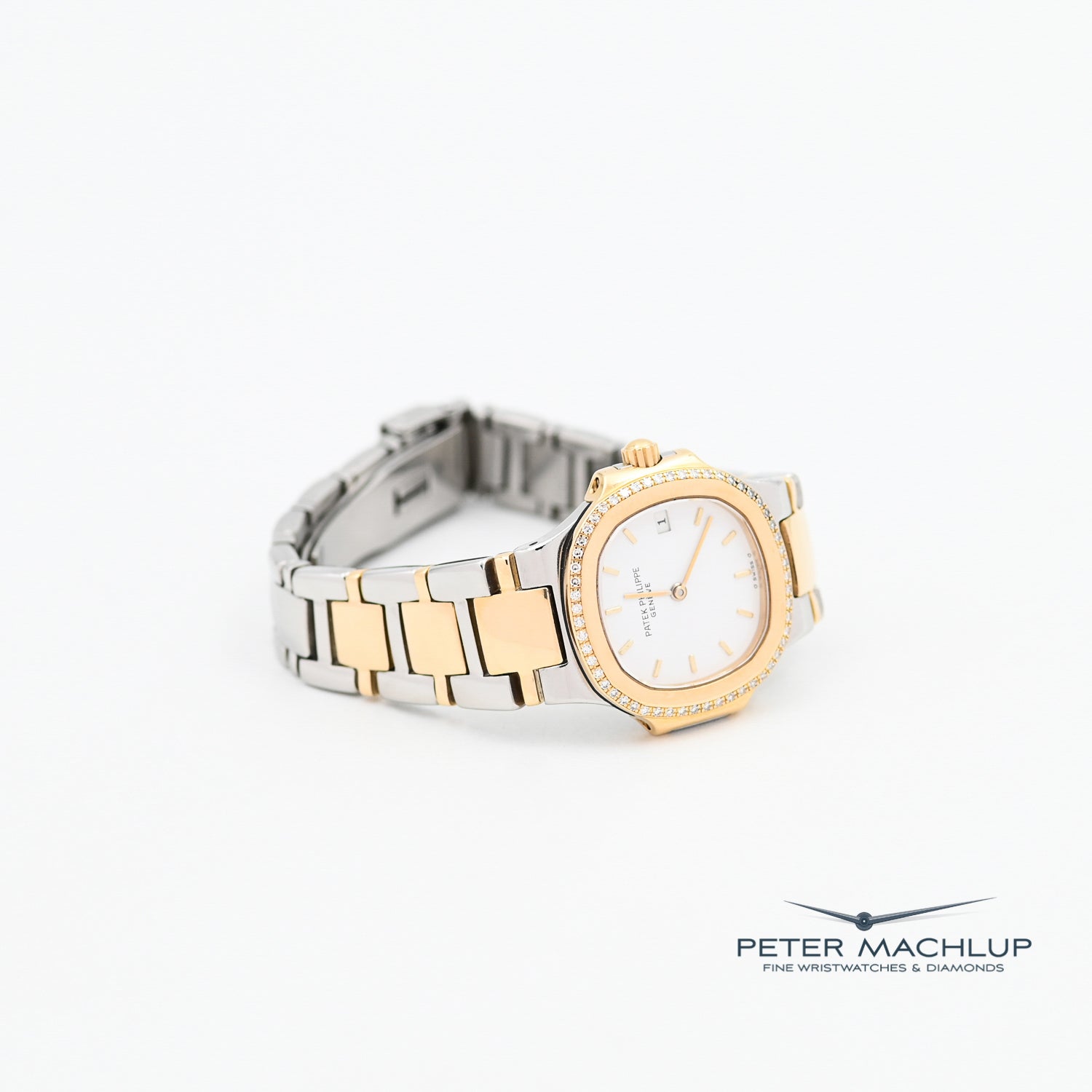 Luxury Patek Philippe Nautilus 26mm Diamond Ladies Watch 1994 - Perfect for Elegant Occasions & Collector's Item