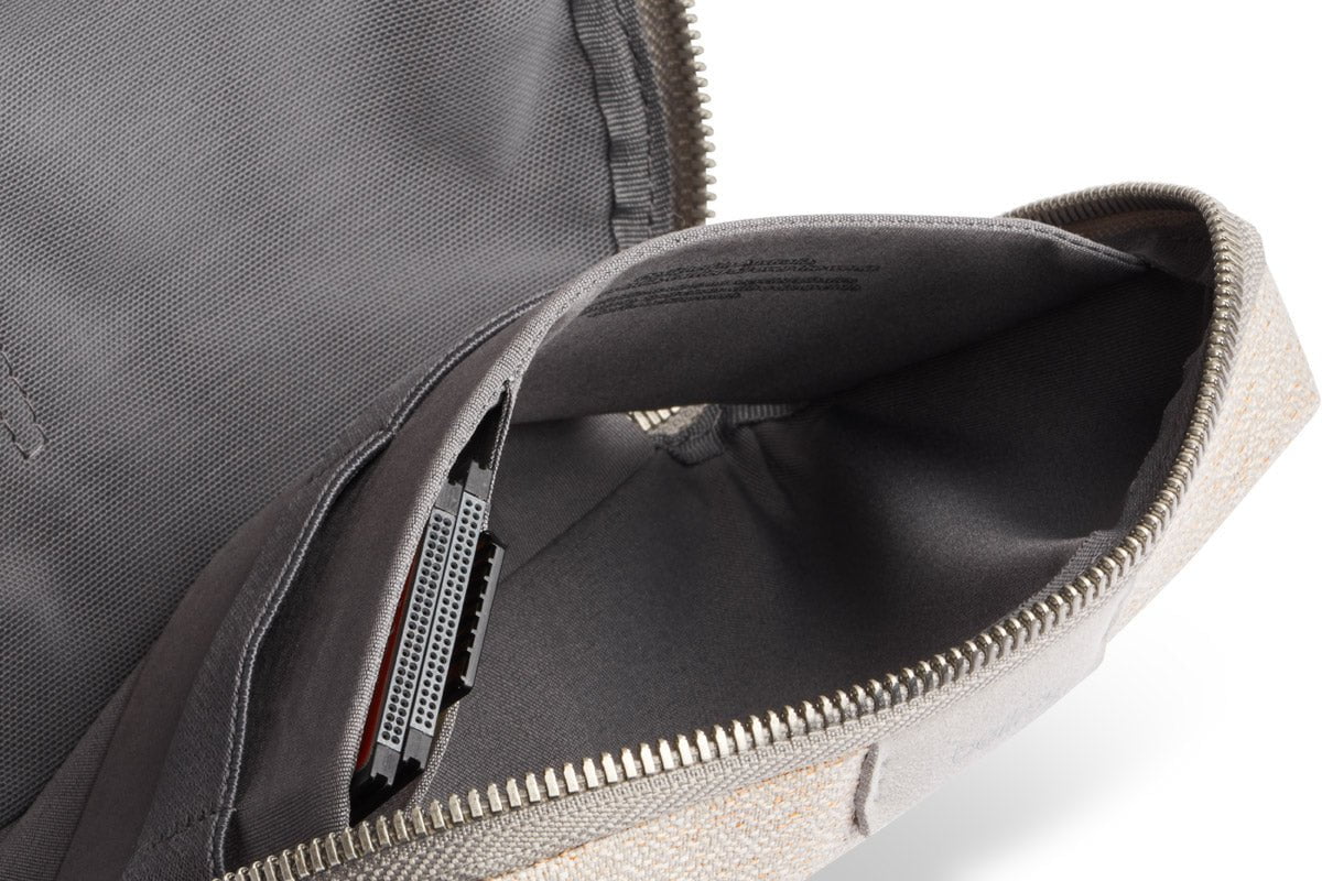 Bellroy Compact Tech Organizer - Slim Travel Cable Pouch for Phones, Chargers & Accessories | Perfect for Business Trips & Daily Commute