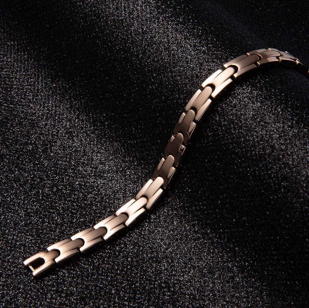 Wolentty His and Hers Couples Bracelets - Stainless Steel Matching Love Bracelets for Couples, Long Distance Relationship Gifts, Anniversary & Valentine's Day Presents - Perfect for Romantic Dates, Proposals, and Special Occasions