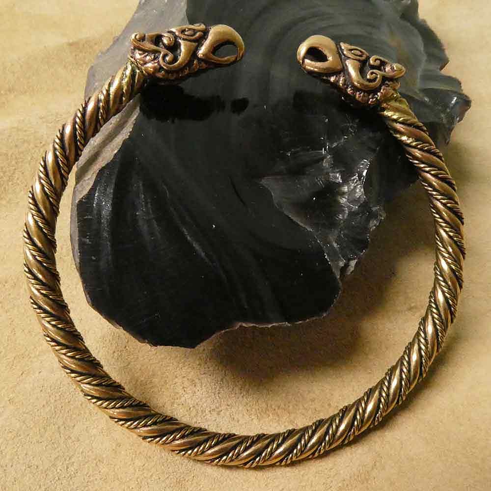 Viking Bracelets for Men - Massive Bronze Bangle with Raven Design - Odin's Norse Mythology Jewelry - Perfect for Viking LARP, Cosplay, and Historical Reenactment