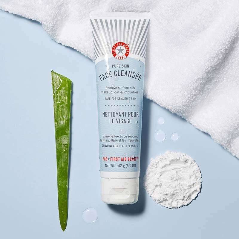 First Aid Beauty Pure Skin Face Cleanser - Gentle Daily Facial Cleanser for Sensitive Skin | Oil-Free & Fragrance-Free | Perfect for Morning & Night Skincare Routine