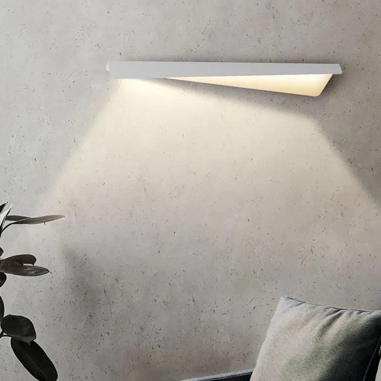 Modern White LED Wall Lights for Living Room, Bedroom & Hallway - Energy Efficient Dimmable Indoor Lighting for Home Decor