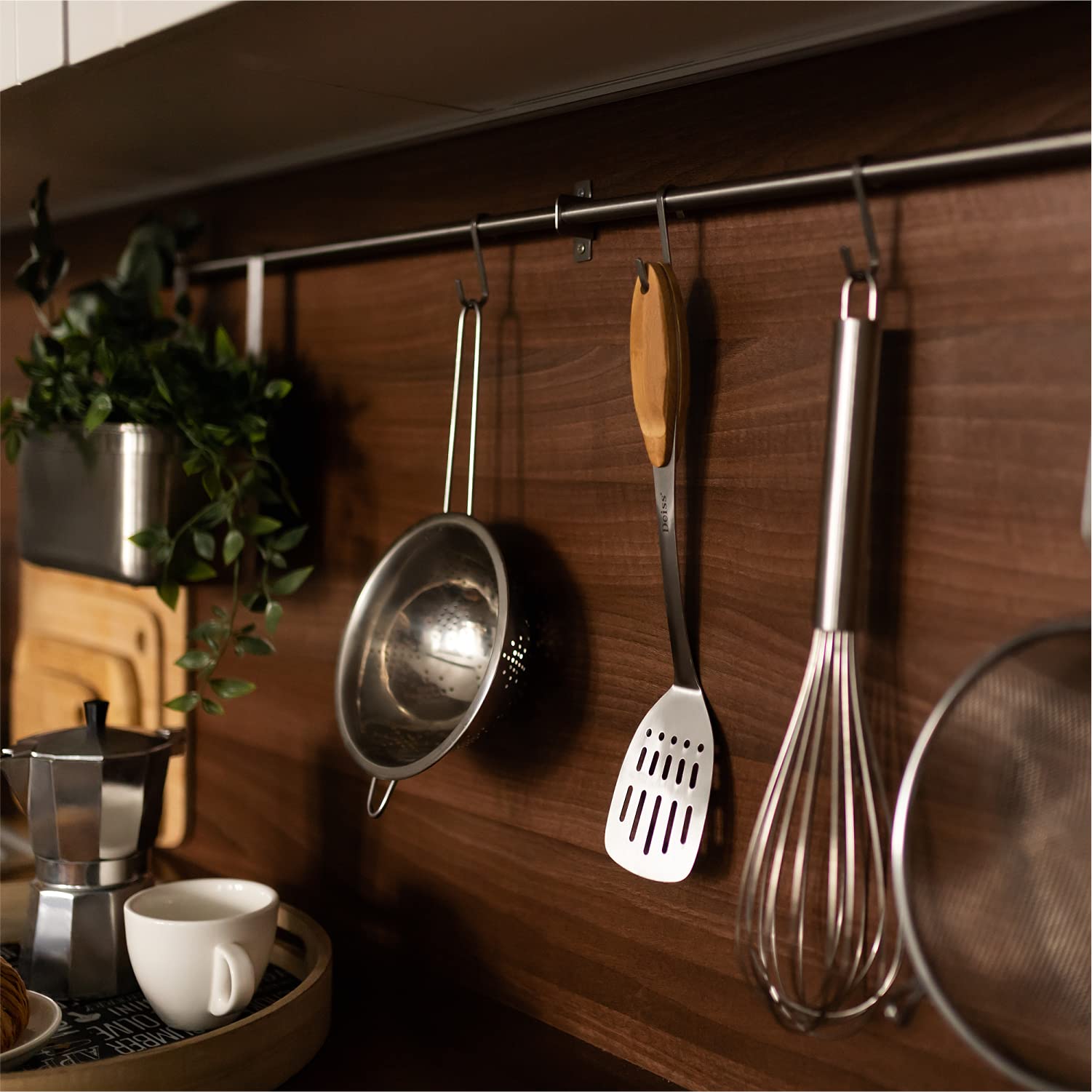 Premium Deiss PRO Metal Spatula with Ergonomic Wooden Handle - Professional Kitchen Turner for Flipping Pancakes, Scraping Bowls & Cooking Meat - Heat-Resistant Fish Spatula for Grilling, Baking & Mixing Eggs - Perfect for Home Chefs & Restaurant Use