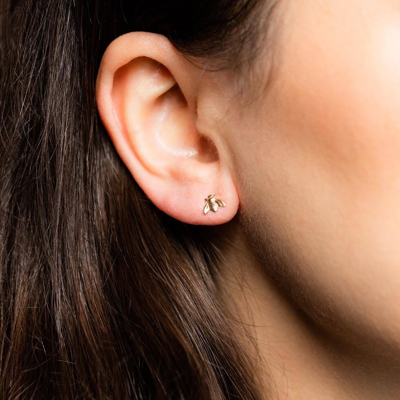 Golden Bee Earrings for Women - 14K Gold Plated Dainty Honey Bee Stud Earrings - Cute Minimalist Jewelry Gift for Her - Perfect for Everyday Wear, Parties & Special Occasions