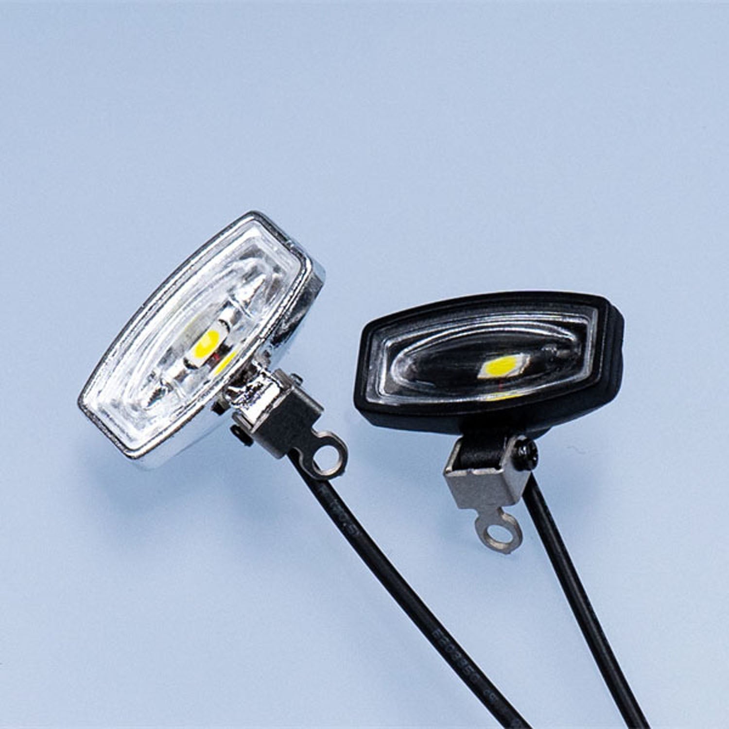 1 Pair Plastic LED Spotlight 2.2V 3V Headlamp for TAMIYA 1/14 RC Tractor Truck Model - DIY Crawler Off-Road Car Dumper Parts & Toy Accessories - Perfect for Night Racing and RC Vehicle Customization