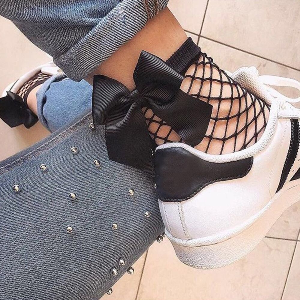 Women's Ruffle Fishnet Ankle Socks - Mesh Lace Short Socks for Women (Black, One Size) - Perfect for Cosplay, Halloween Costumes & Fashion Outfits