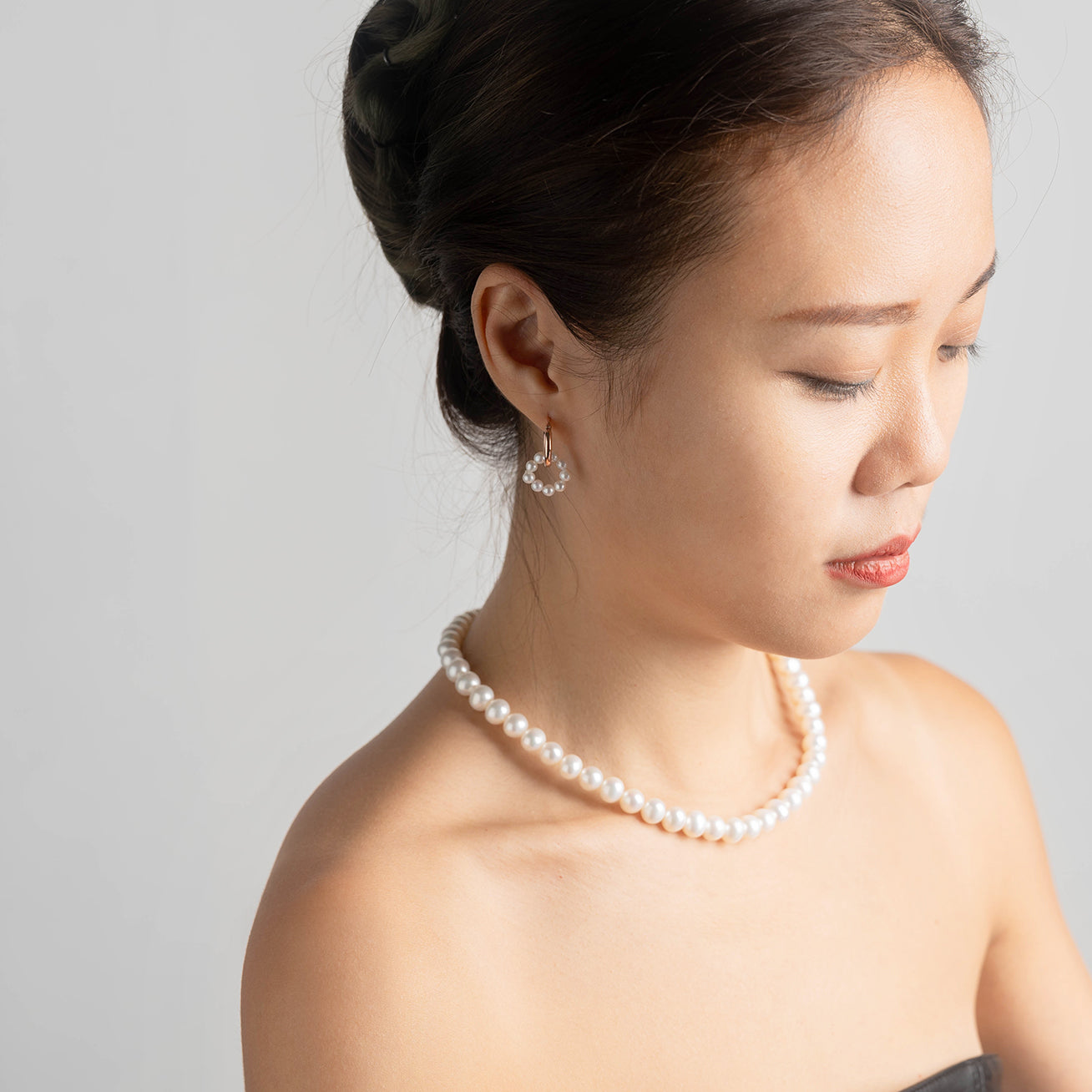 18K Solid Gold New Yorker Freshwater Pearl Earrings KE00035 - Elegant Pearl Jewelry for Women, Perfect for Weddings, Parties & Special Occasions