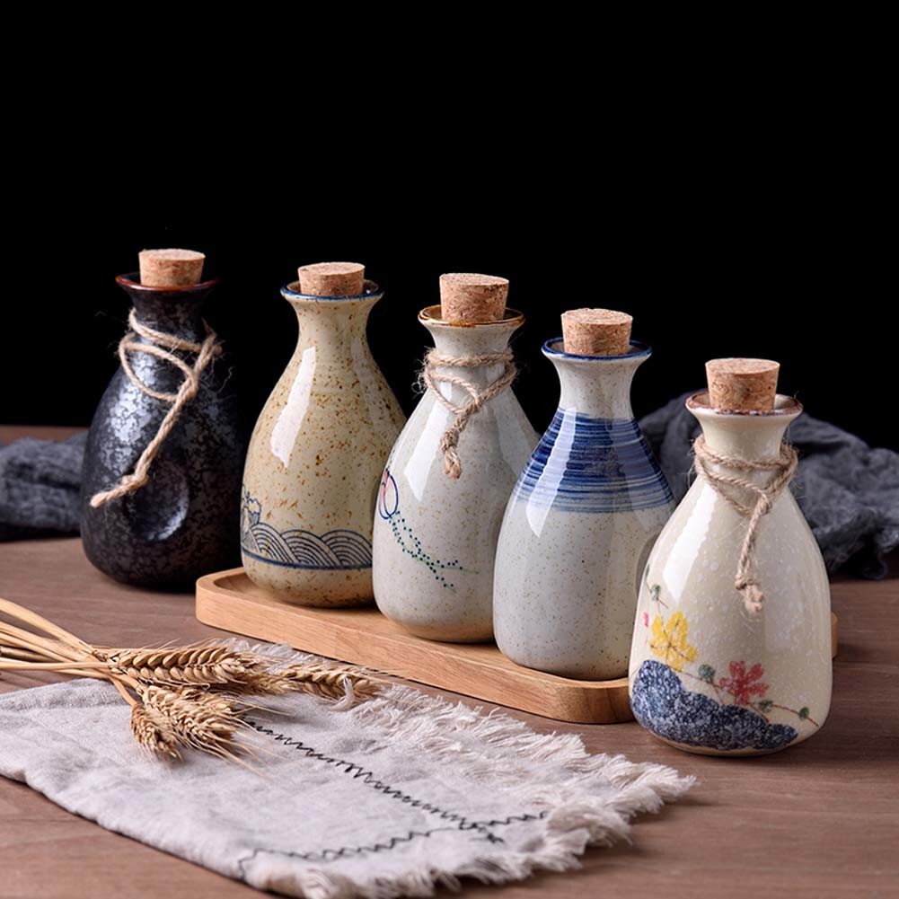 Premium Japanese Ceramic Sake Pot - Traditional Porcelain Sake Bottle for Authentic Liquor & Wine Serving - Perfect for Japanese Restaurants, Home Bars & Gift Giving