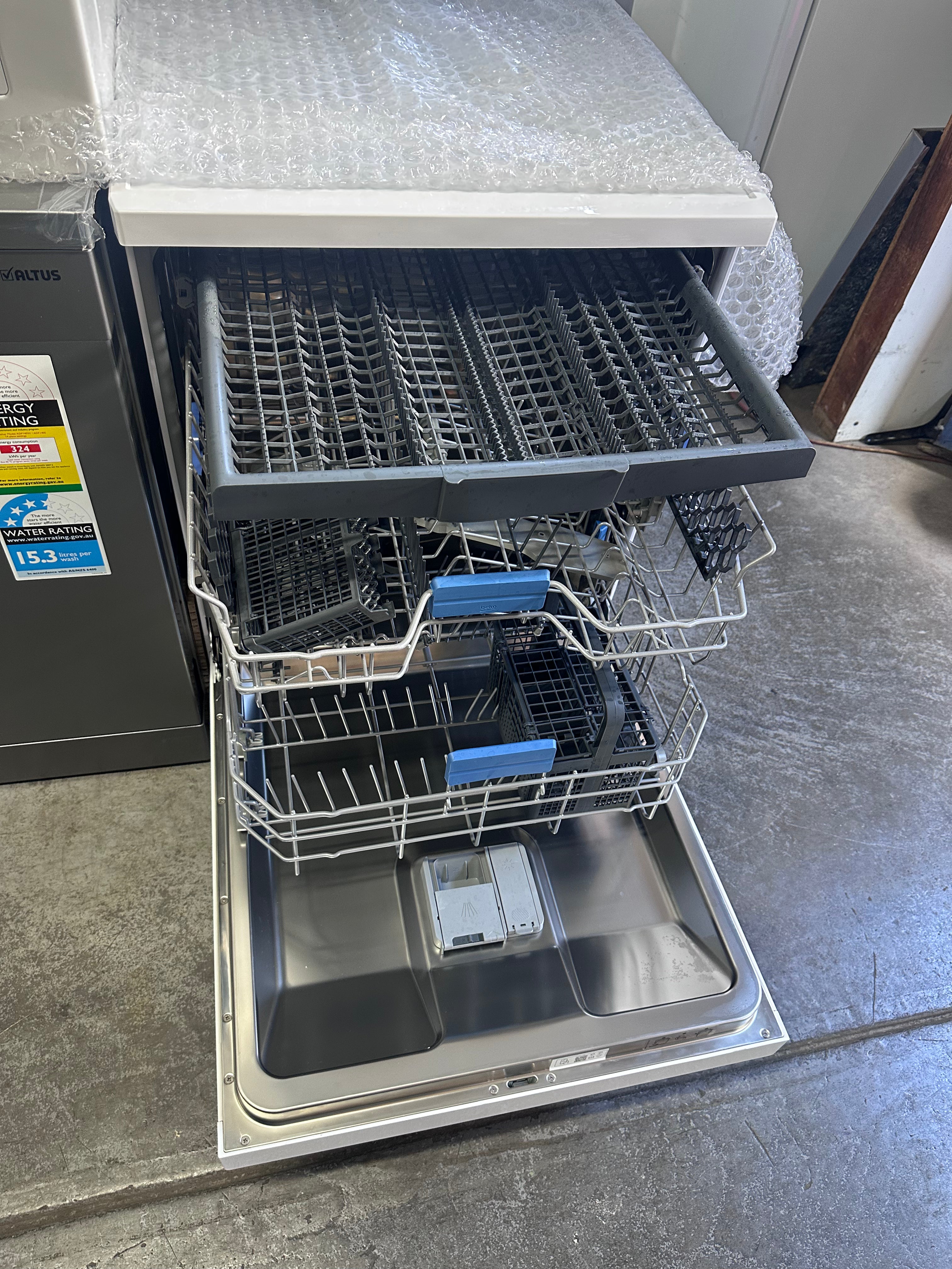 Beko BDFB1630W 16 Place Freestanding Dishwasher in White - Factory Second | Perfect for Large Families & Open Kitchen Spaces