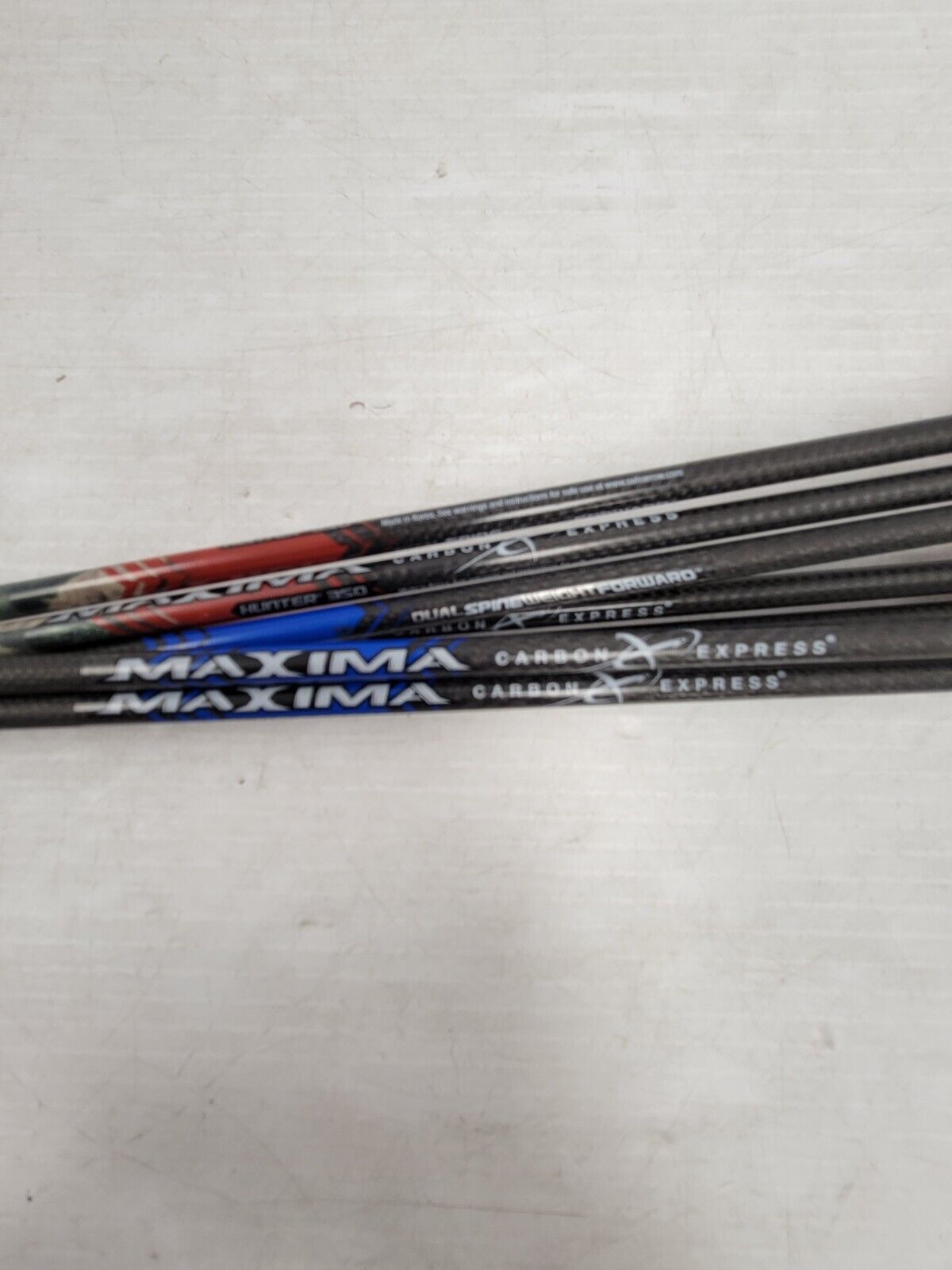 Maxima 17 Bow Arrows - High Performance Carbon Arrows for Hunting & Target Practice | Perfect for Outdoor Archery & Competitive Shooting