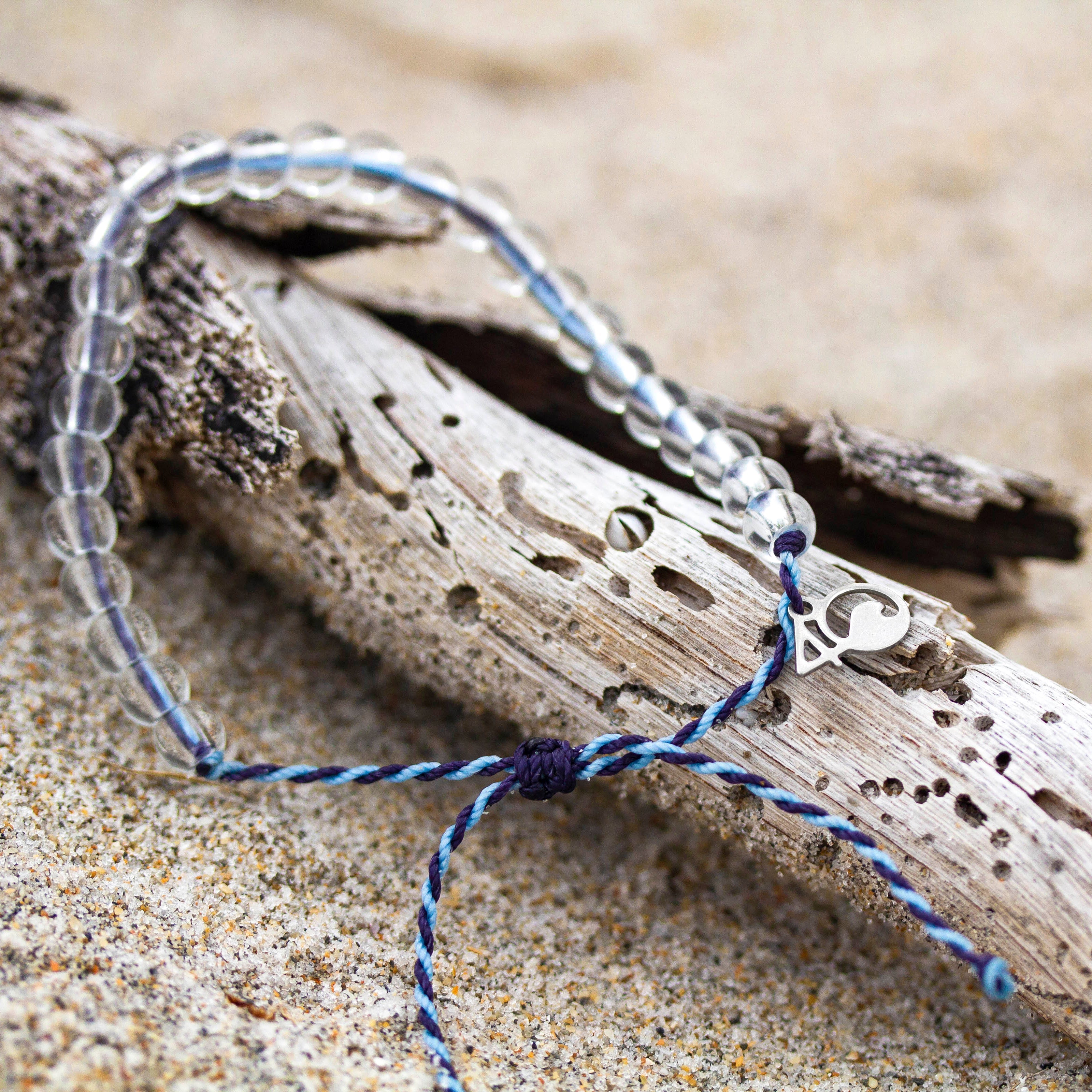 4ocean Whale Beaded Bracelet - Eco-Friendly Ocean Conservation Jewelry for Men & Women | Perfect for Beach Lovers, Environmentalists & Gift Giving