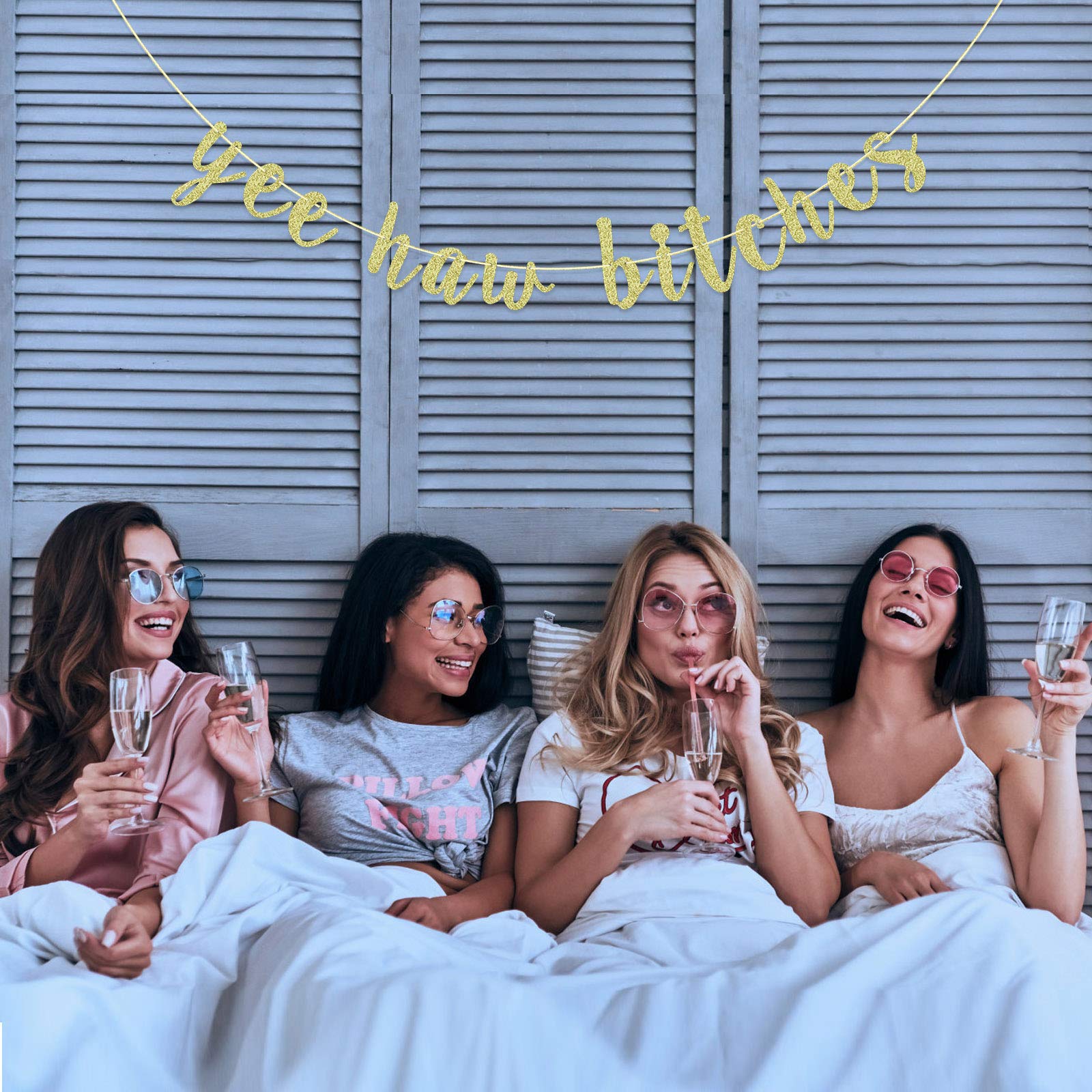 Yee Haw Bitches Banner - Nashville Bachelorette Party Decorations, Glitter Hen Party Sign, Gold Bridal Shower Decor - Perfect for Western Theme Bachelorette Parties & Country Wedding Celebrations