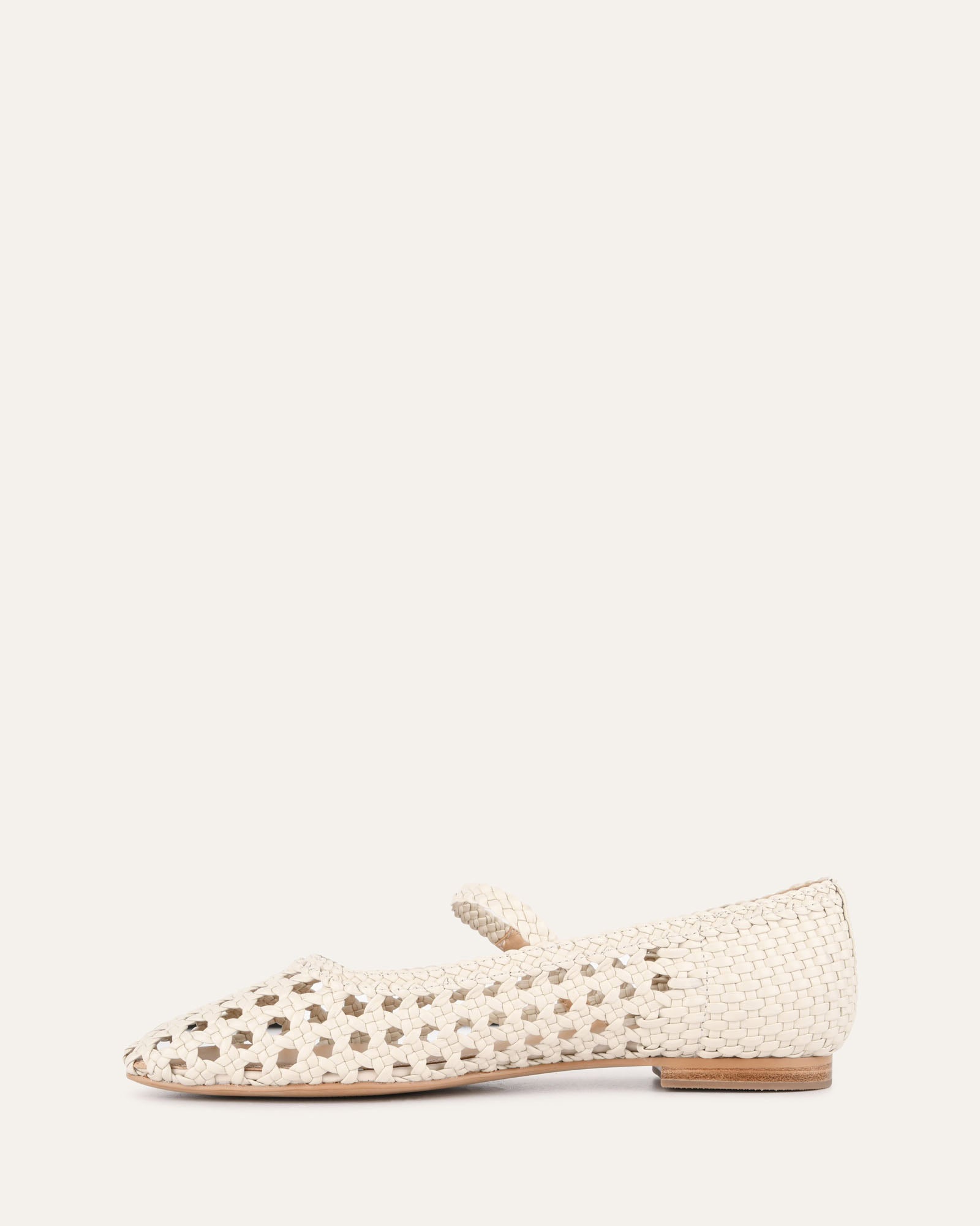 **Willis Casual Flats - Off White Leather Women's Shoes for Comfortable Everyday Wear**