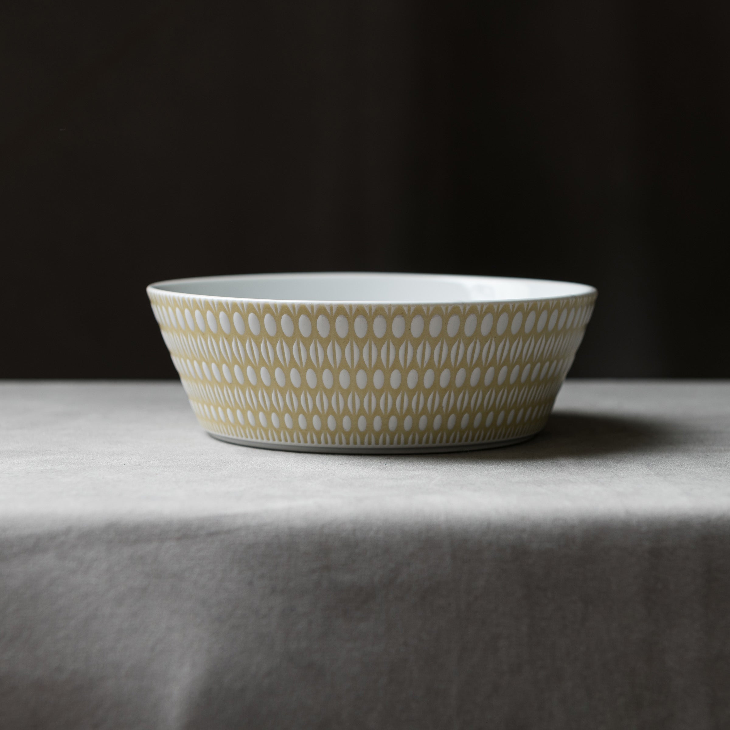 NISHIYAMA Saint Amuse Bowl - 5 Color Options | Elegant Ceramic Serving Bowl for Salads, Pasta & Desserts | Perfect for Dining, Entertaining & Gifts