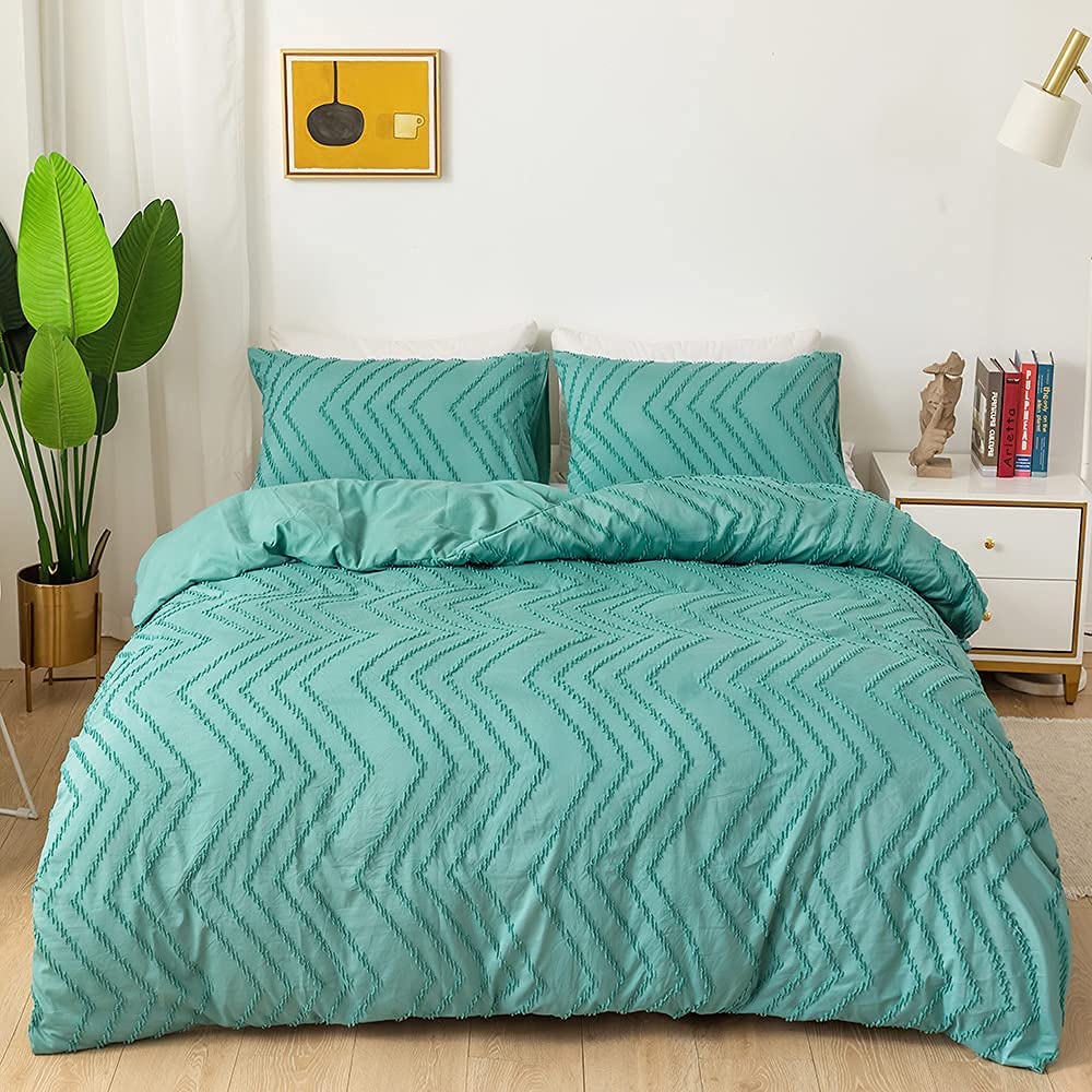 Boho Wave Tufted Duvet Cover Set 3-Piece Queen Size - Soft Embroidered Comforter Cover for All Seasons (Green) | Perfect for Bohemian Bedroom Decor & Guest Room Styling
