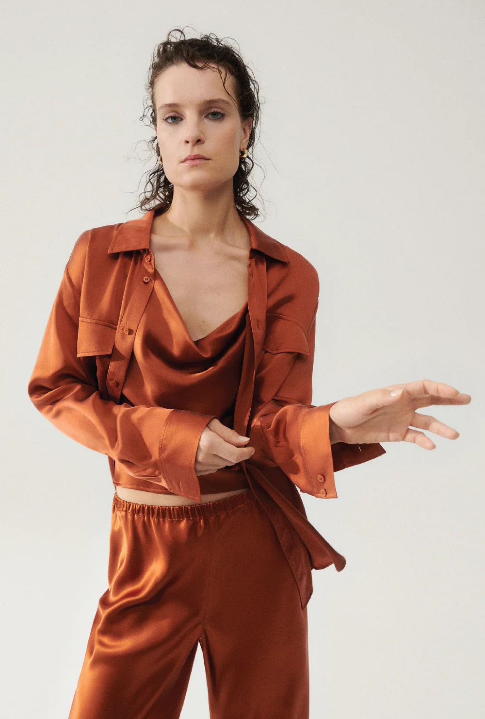 Stylish Boyfriend Shirt in Umber - Comfortable Oversized Casual Blouse for Women | Perfect for Everyday Wear, Date Nights & Layering