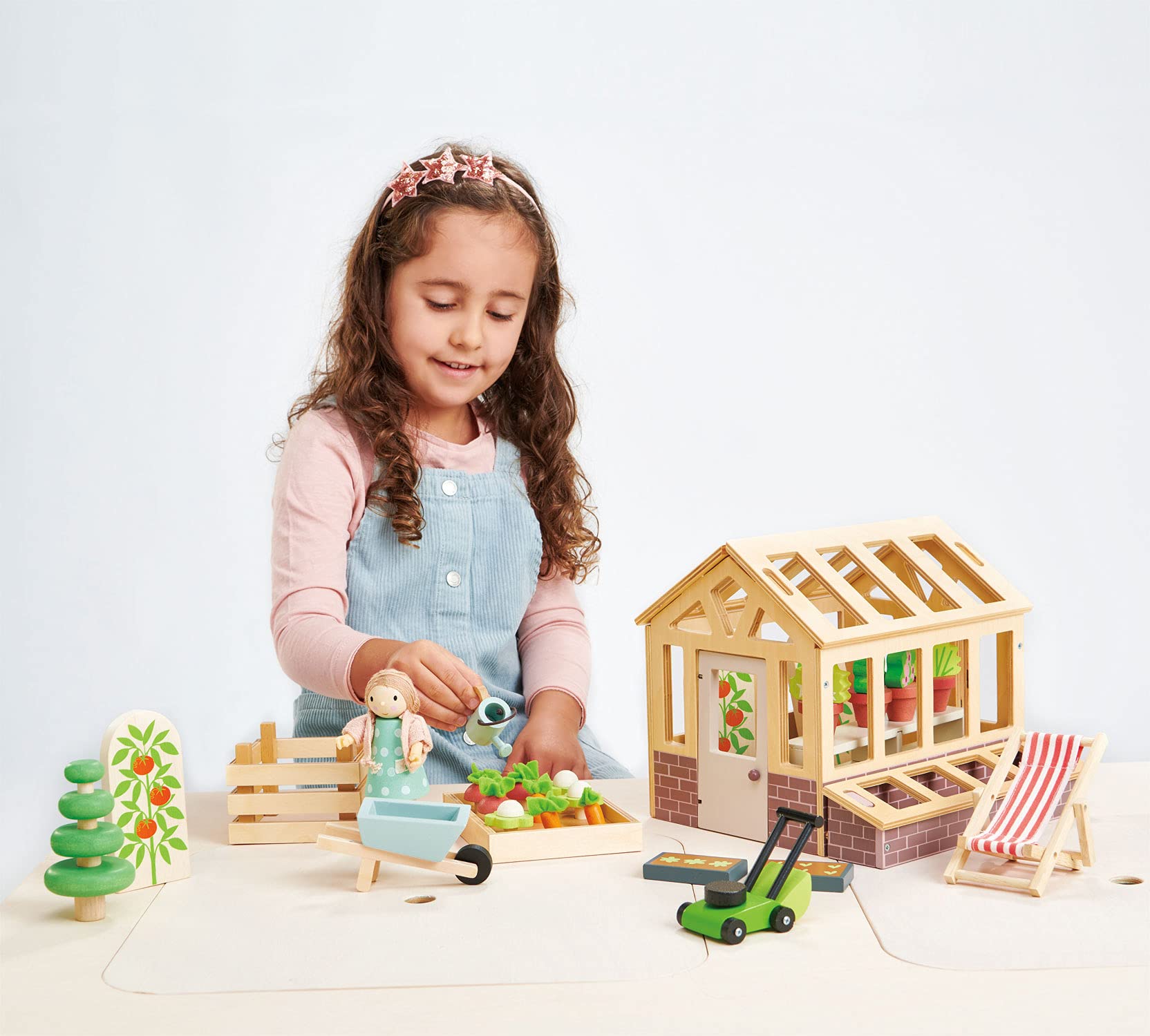 Tender Leaf Toys - 28 Pcs Wooden Greenhouse Garden Playset, Natural Pretend Play Farm Toys for Kids - Educational Harvest Gardening Kit for Imaginative Play - Perfect for Indoor/Outdoor Playtime - Ages 3+